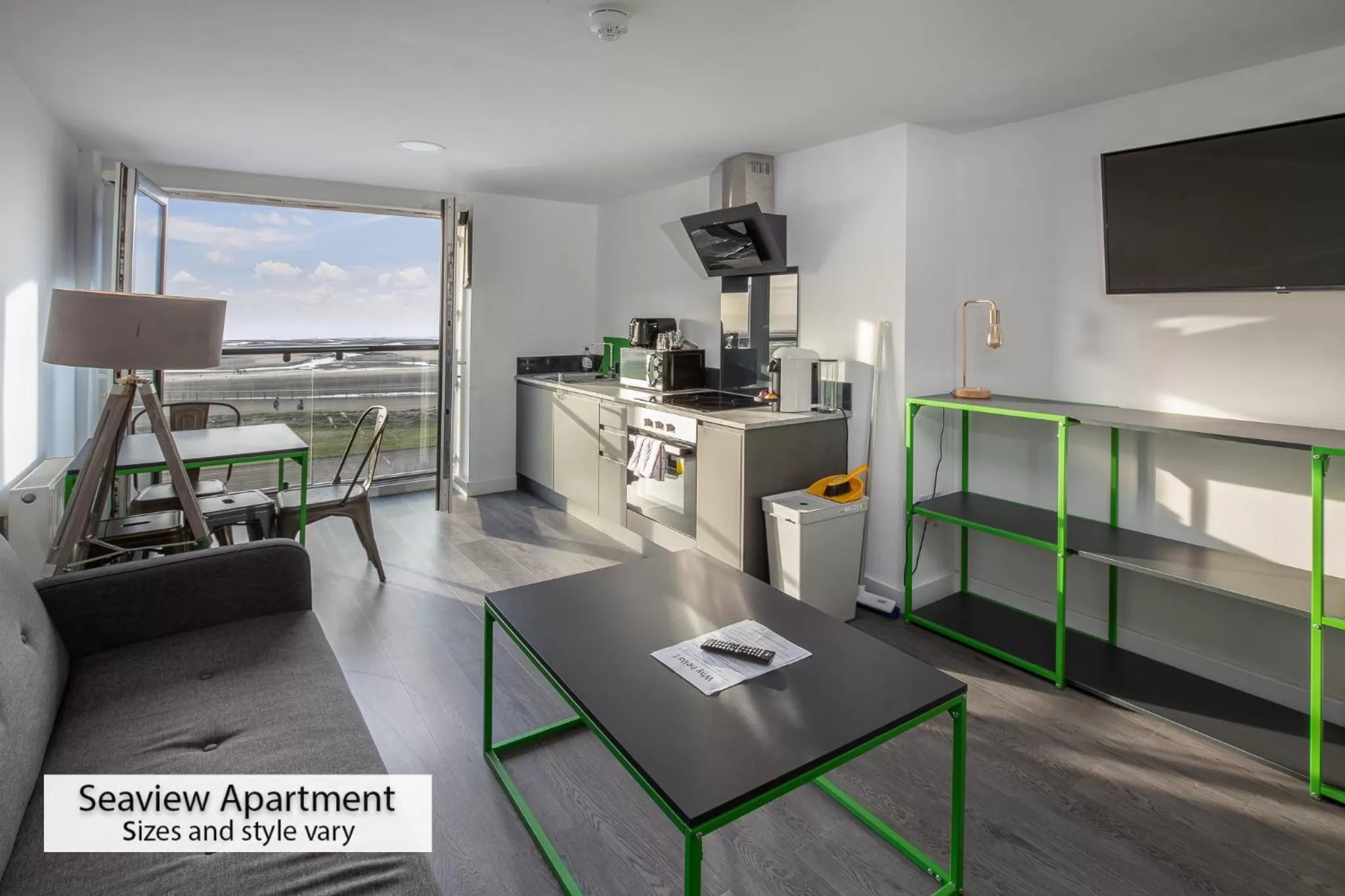 TV and multimedia in ApartHotel421 by Seafront Collection