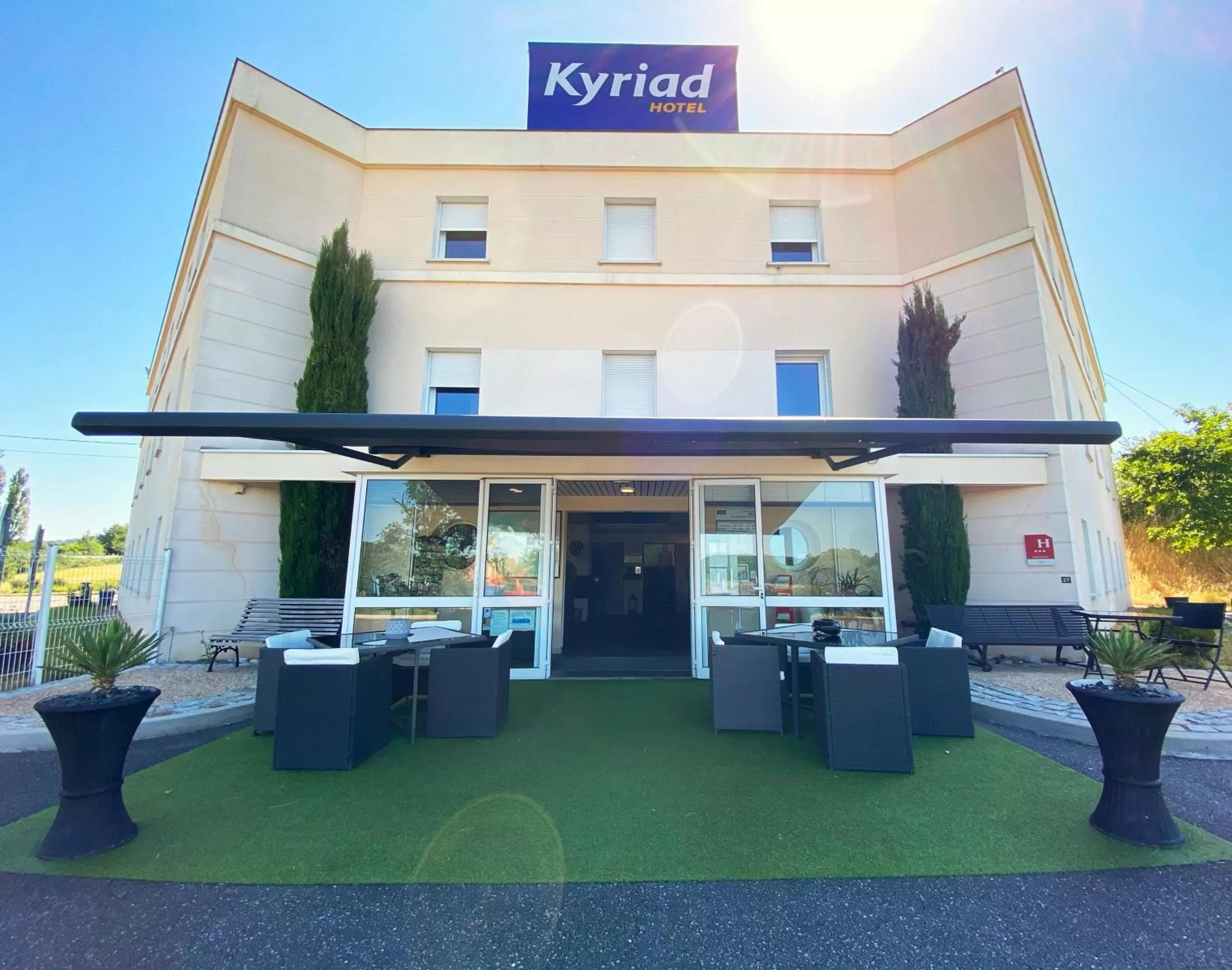 Property building in Hôtel Kyriad Brive Ouest