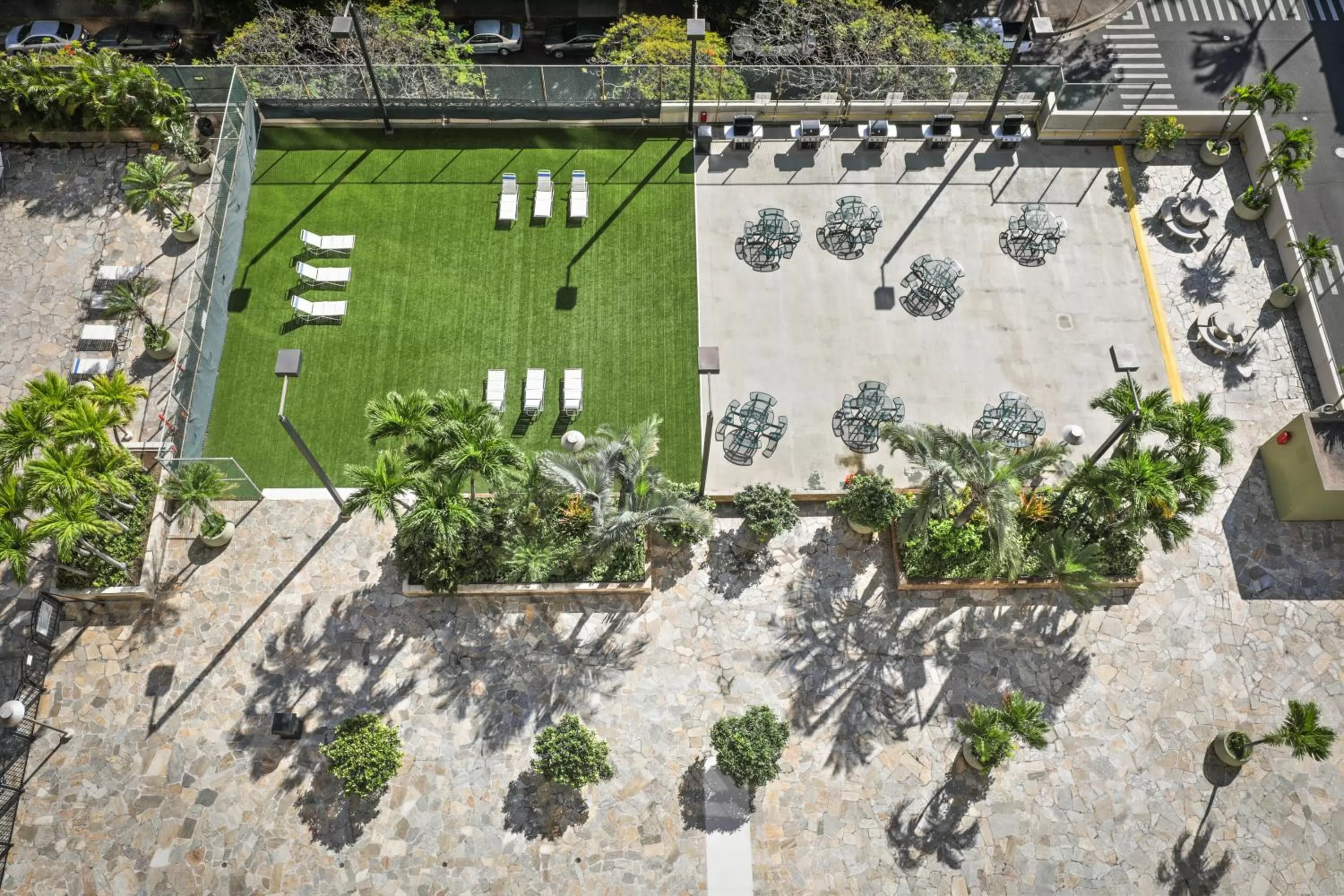 Day in Aston Waikiki Sunset