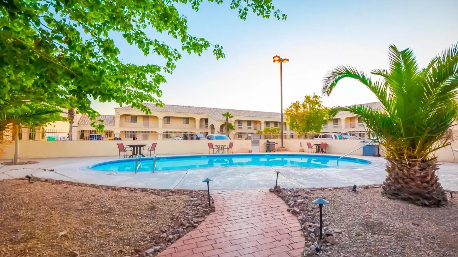 Pool view, Swimming Pool in Rio Del Sol Inn Needles