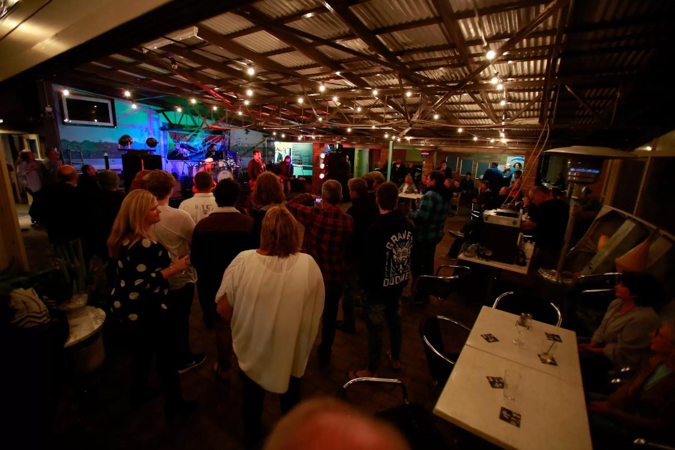 Lounge or bar in Tea Gardens Hotel