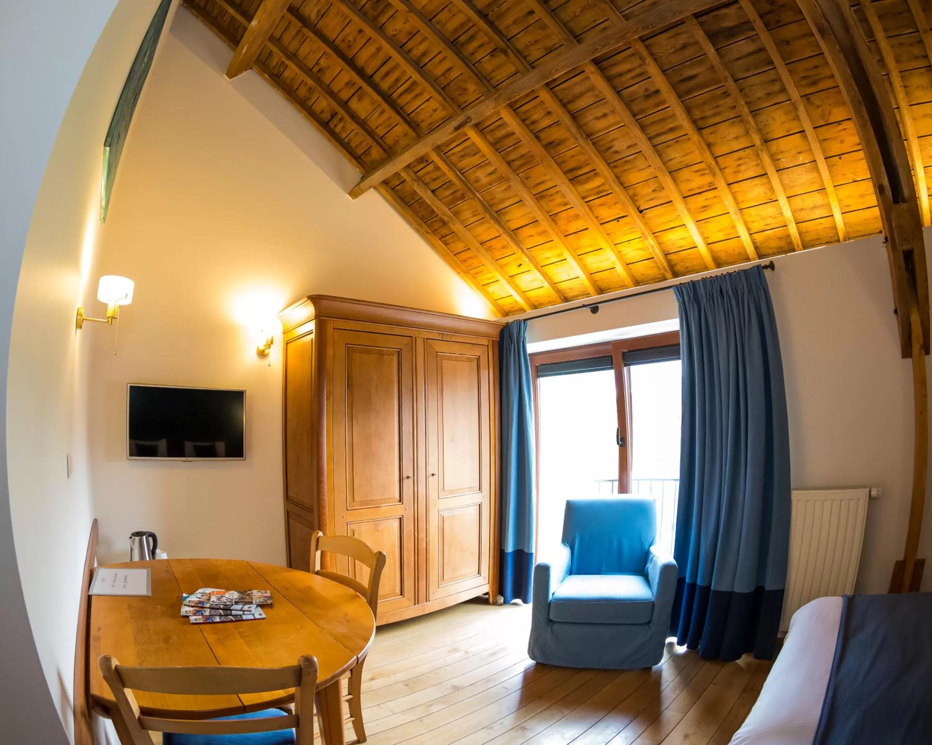 Bedroom, Seating Area in B&B Ferme Château de Laneffe