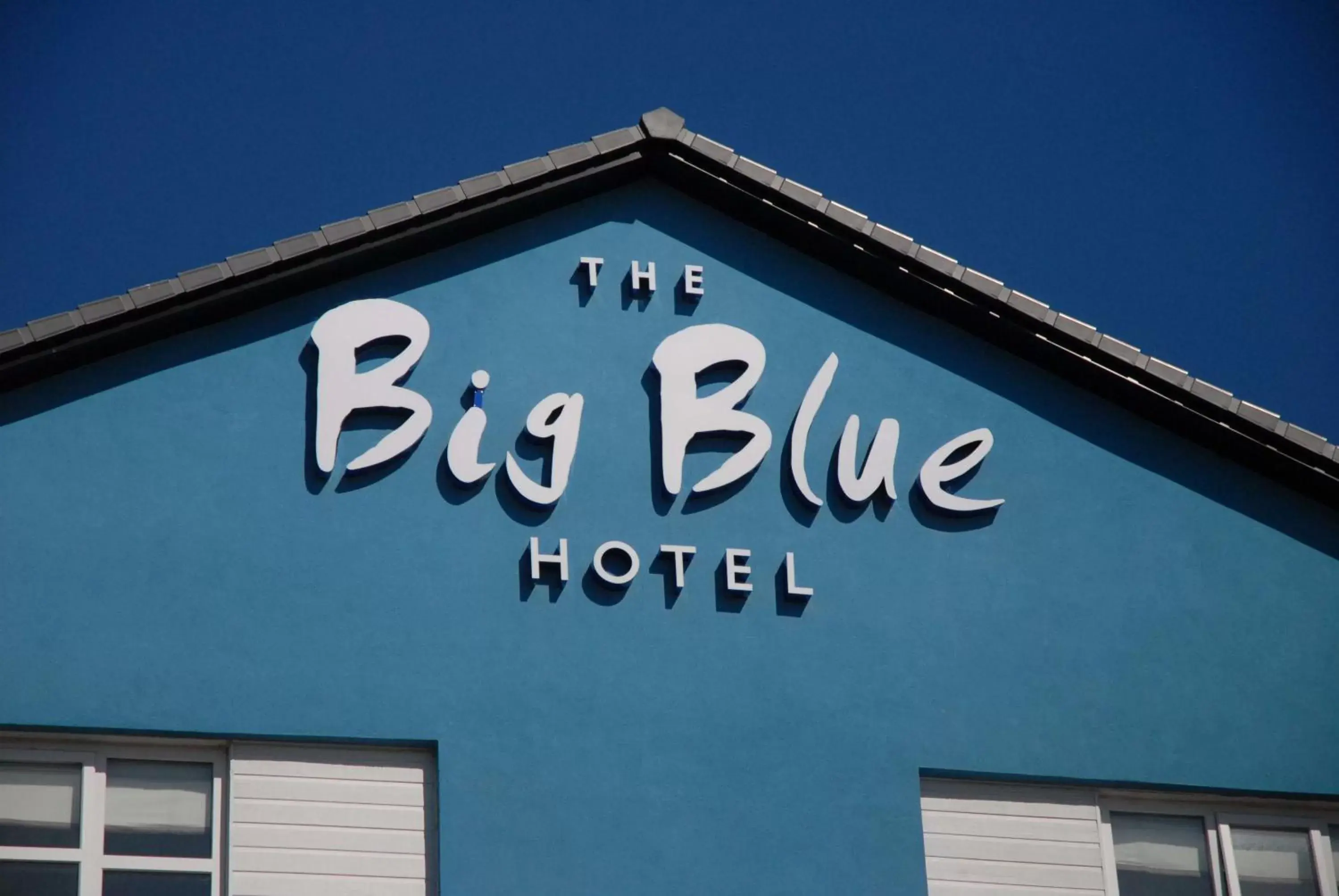 Facade/entrance in The Big Blue Hotel - Blackpool Pleasure Beach