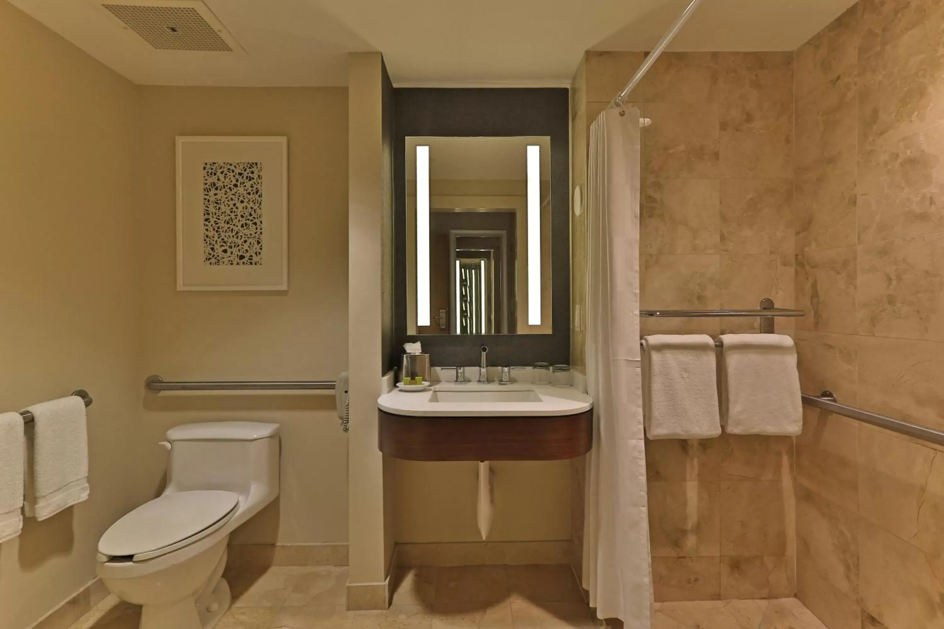 Photo of the whole room, Bathroom in InterContinental at Doral Miami, an IHG Hotel