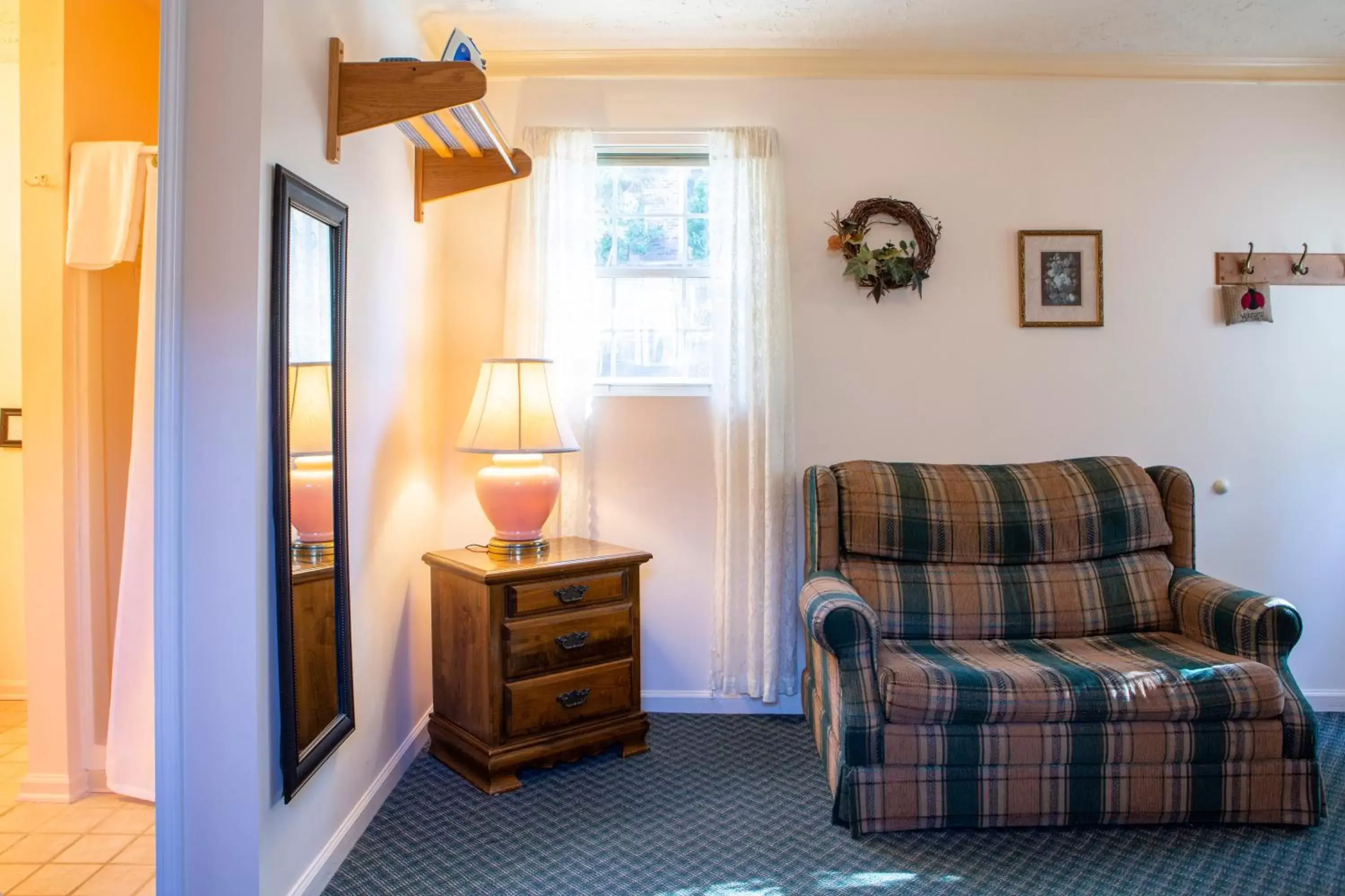 Living room, Seating Area in The Chimney Rock Inn & Cottages