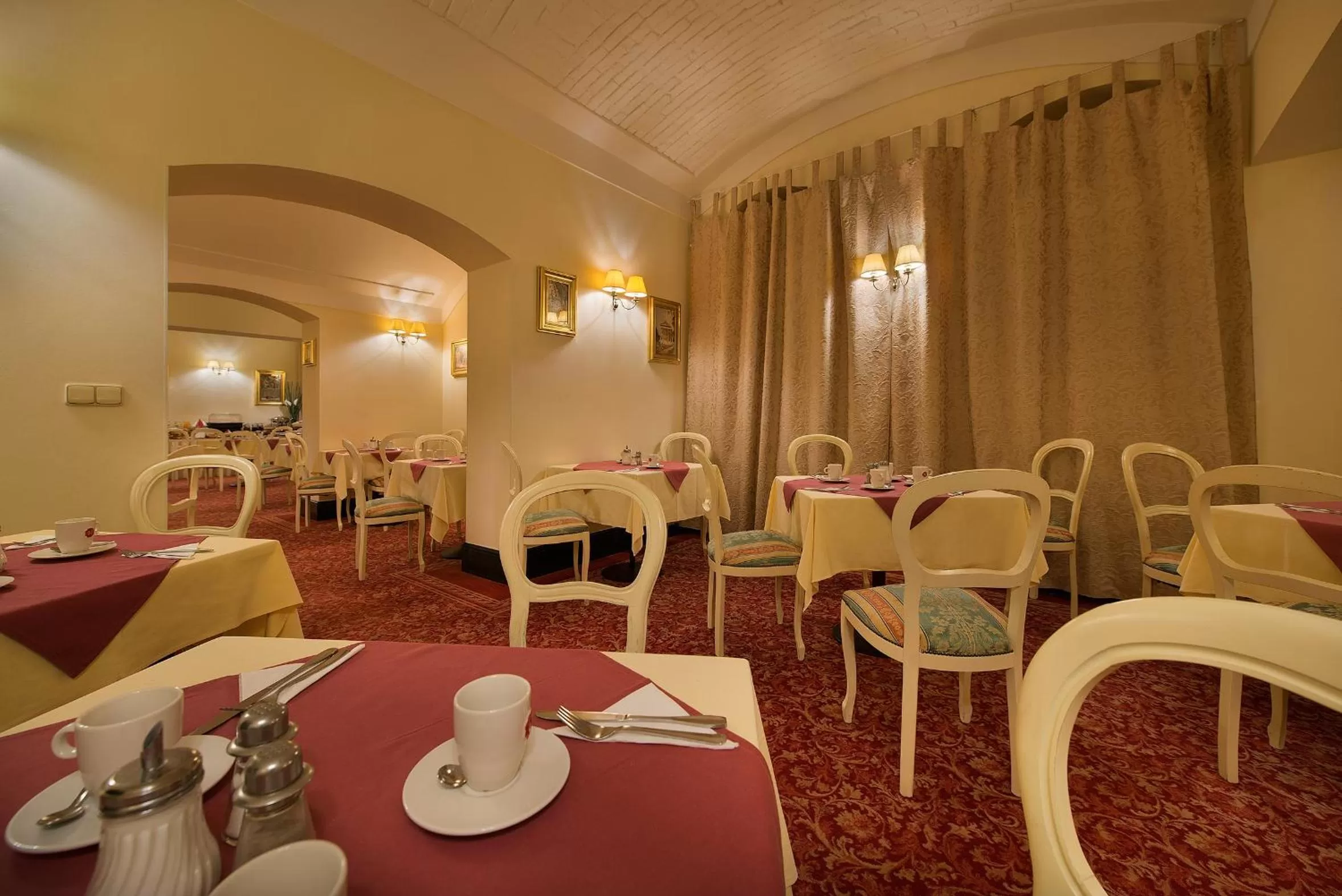 Continental breakfast in Hotel Angelis