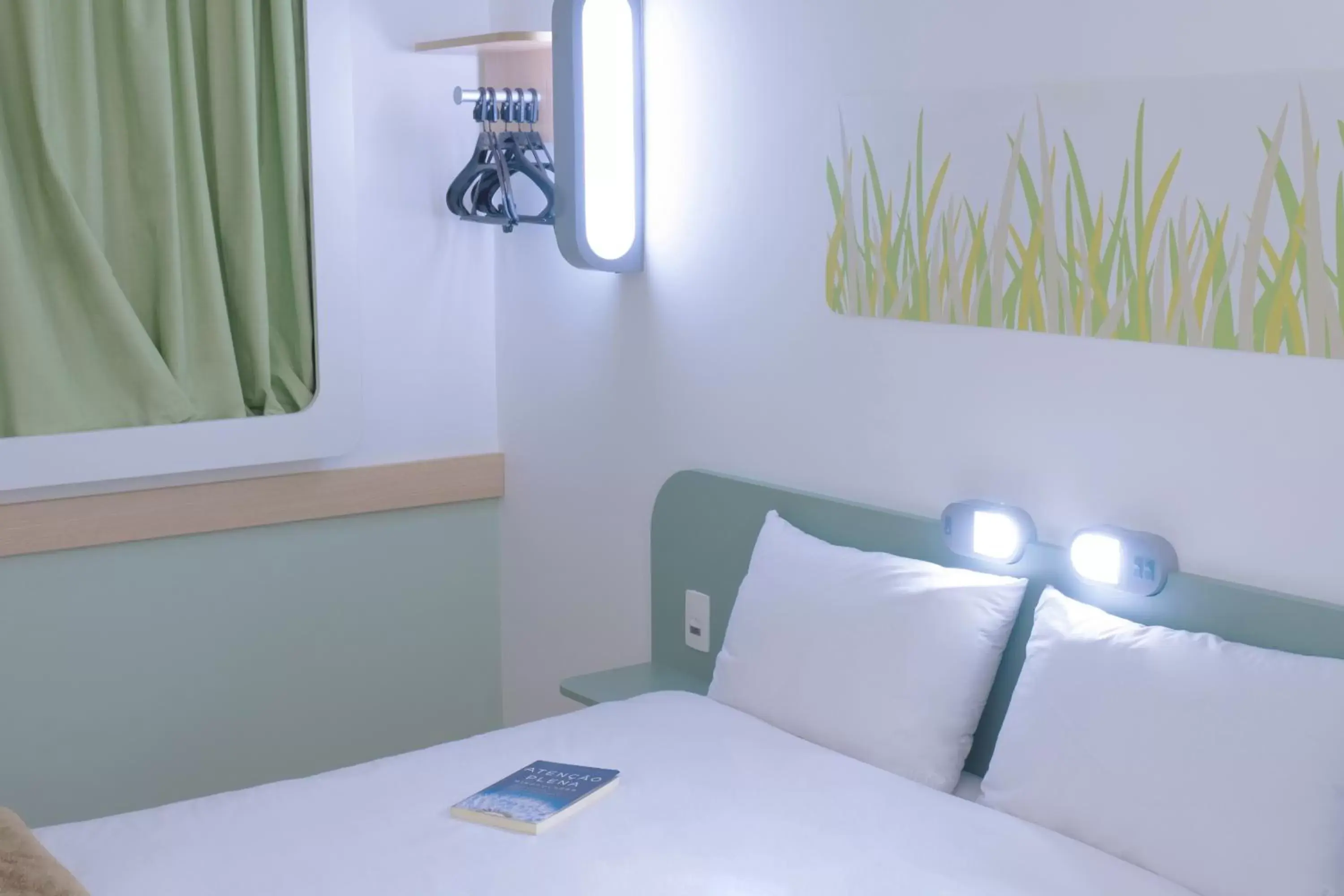 Bedroom, Bed in ibis budget Osasco