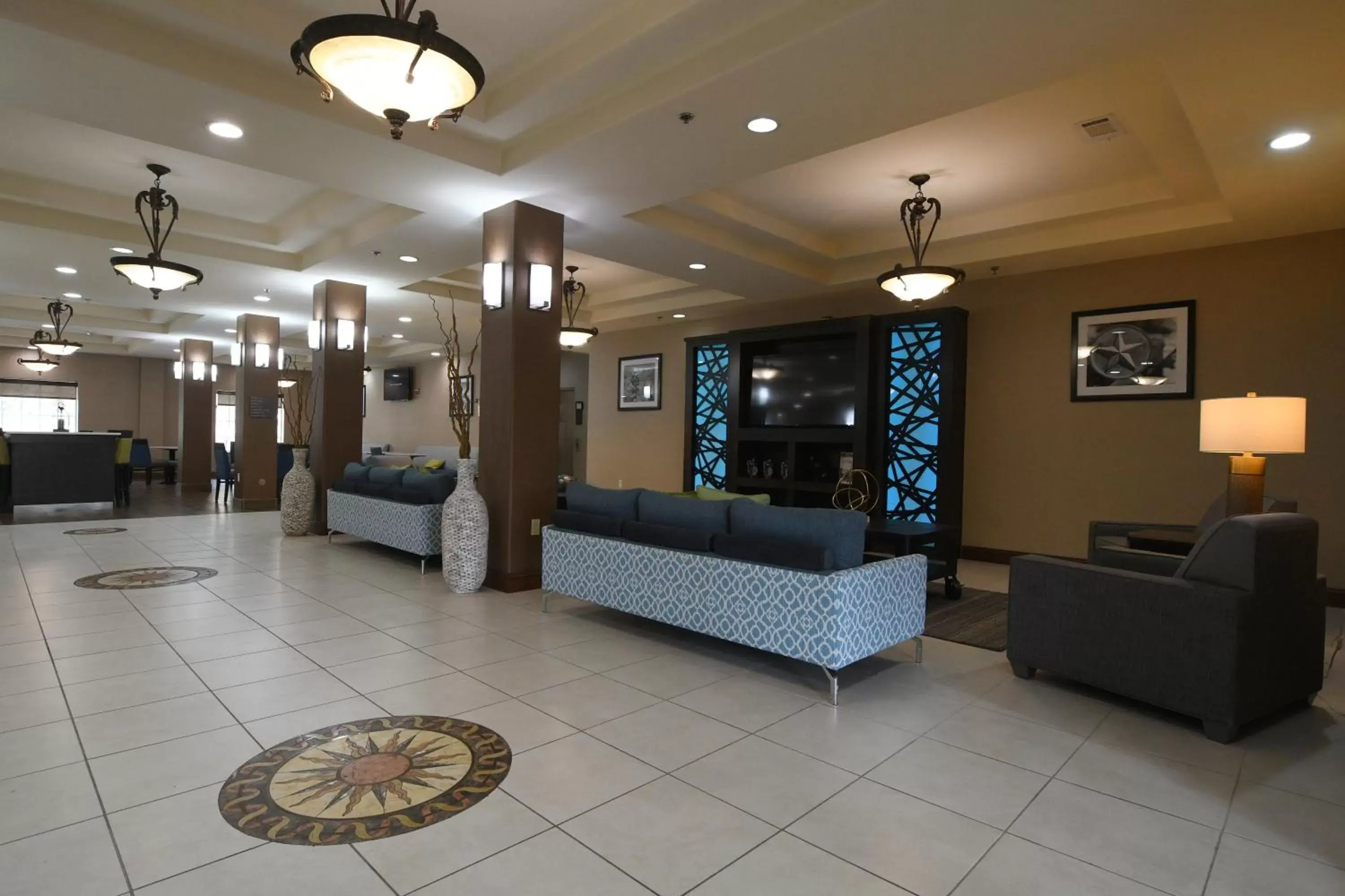 Seating area, Lobby/Reception in Baymont Inn & Suites by Wyndham Glen Rose