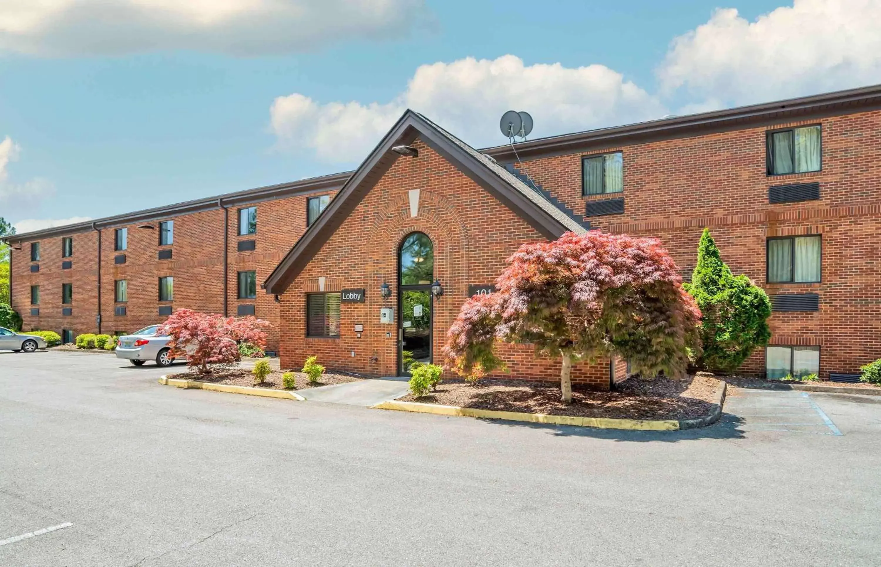 Property Building in Extended Stay America Select Suites - Birmingham - Inverness