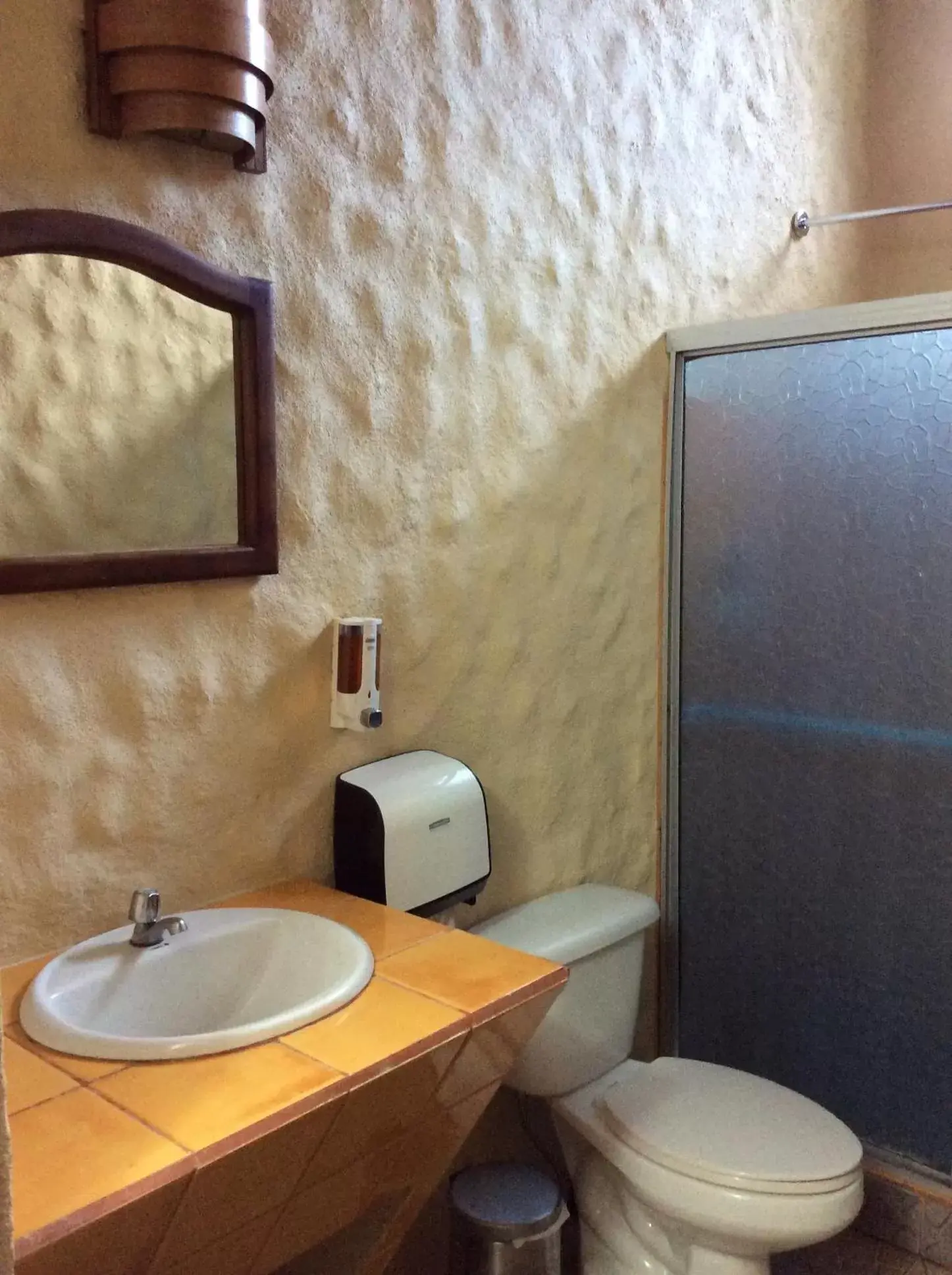 Bathroom in Confort Arenal