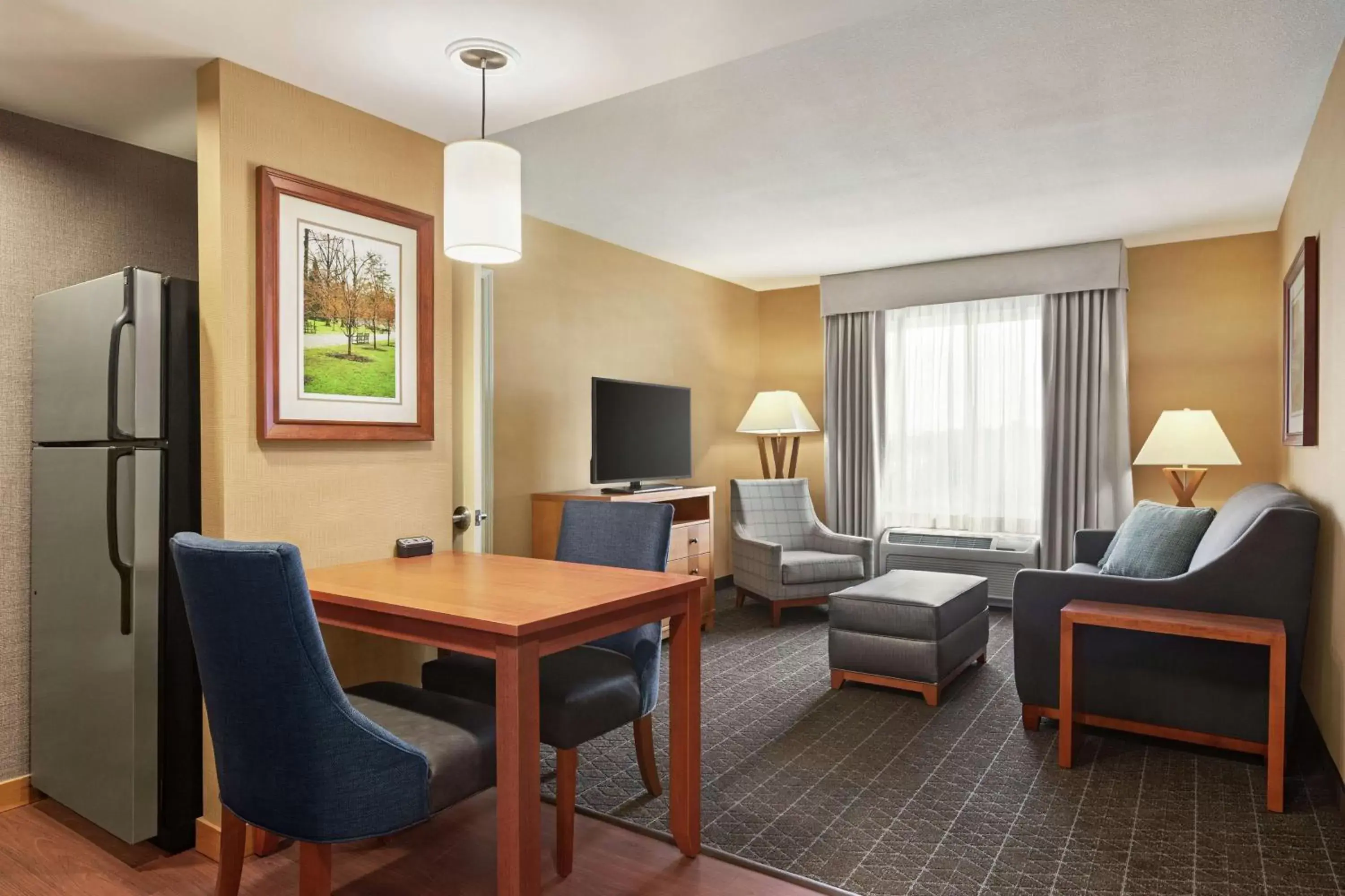 Bedroom, Seating Area in Homewood Suites by Hilton Allentown-West/Fogelsville