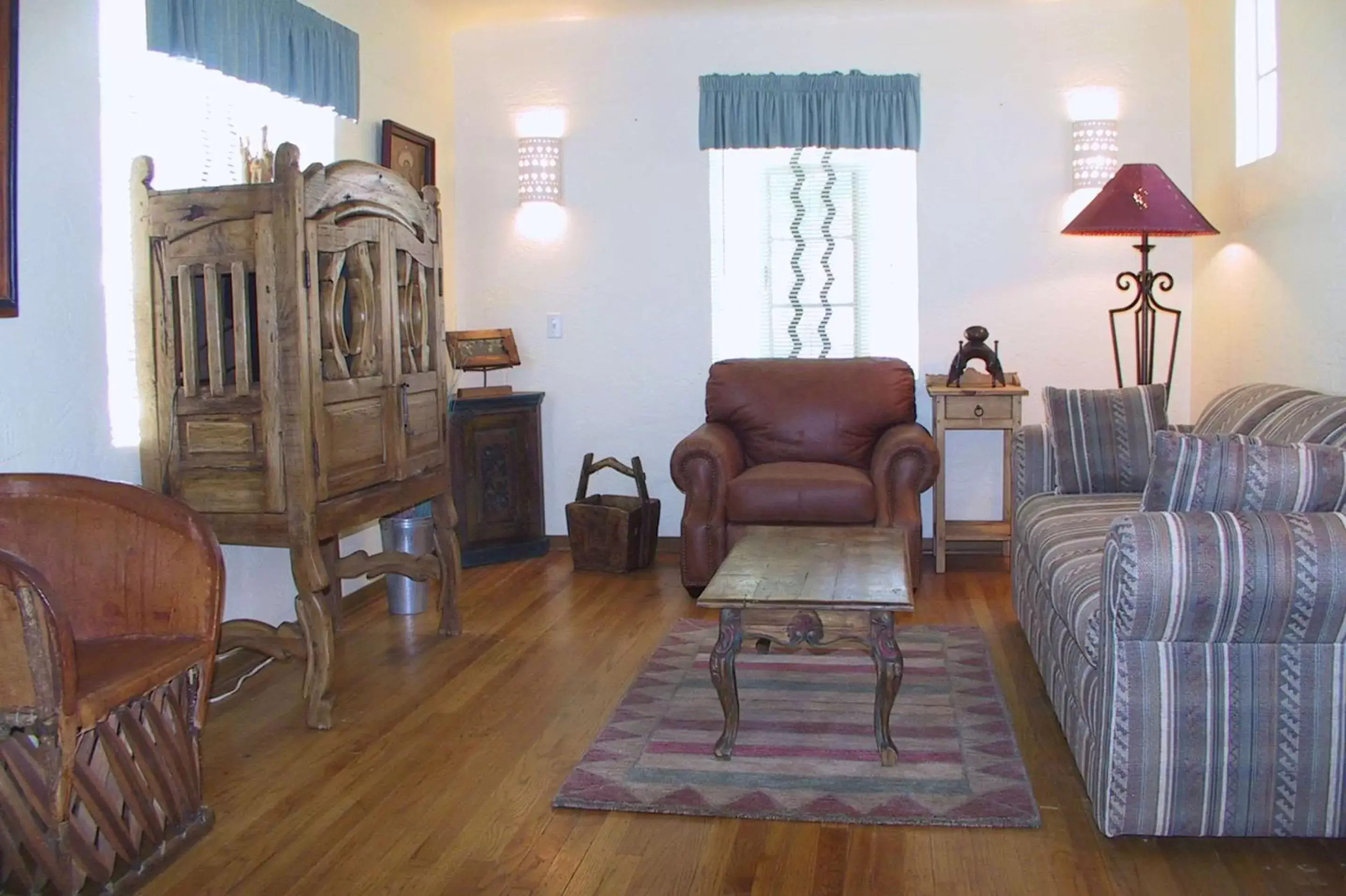 Bedroom, Seating Area in Casas de Suenos Old Town Historic Inn, Ascend Hotel Collection