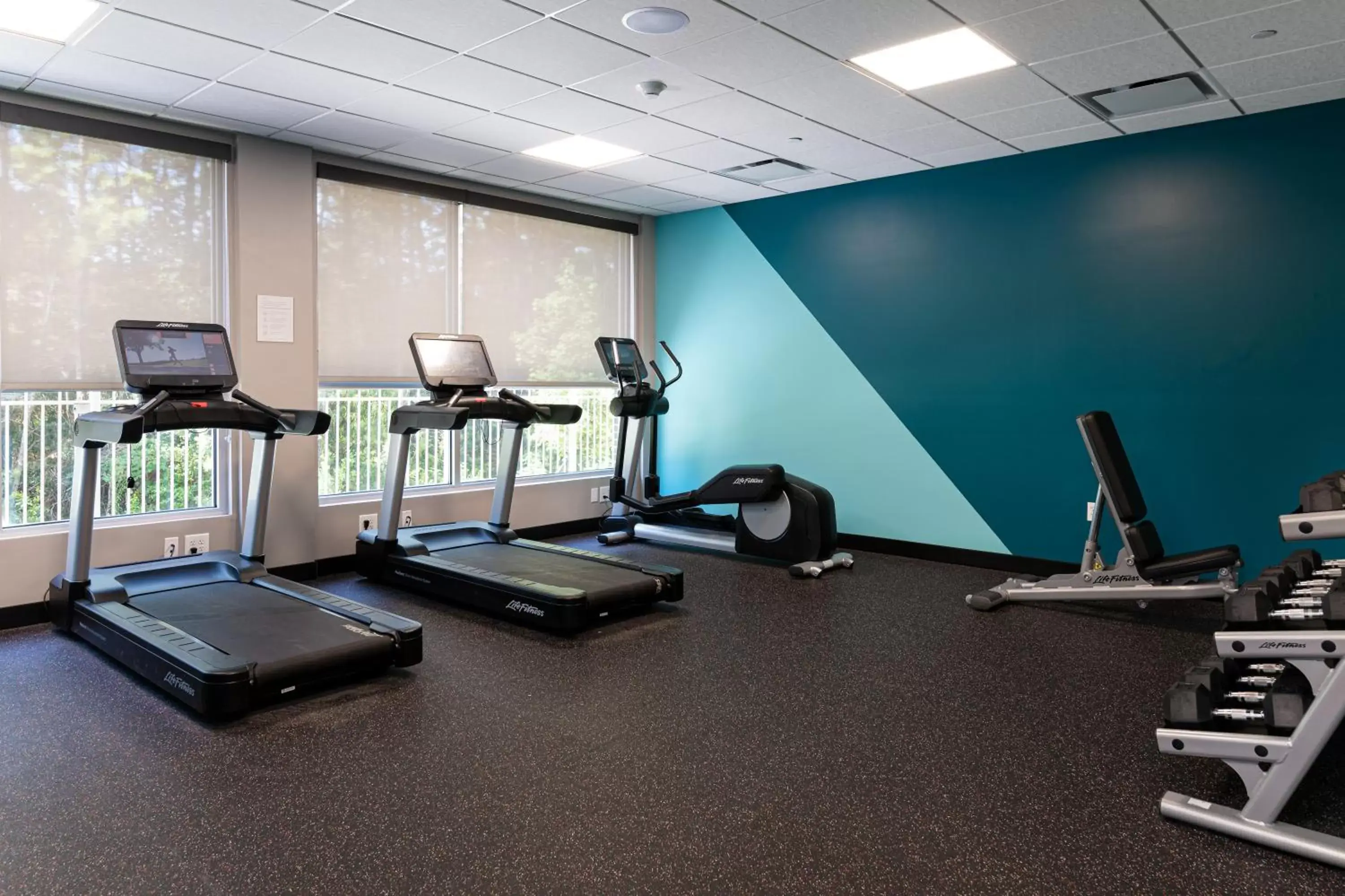 Fitness centre/facilities, Fitness Center/Facilities in avid hotels - Summerville, an IHG Hotel