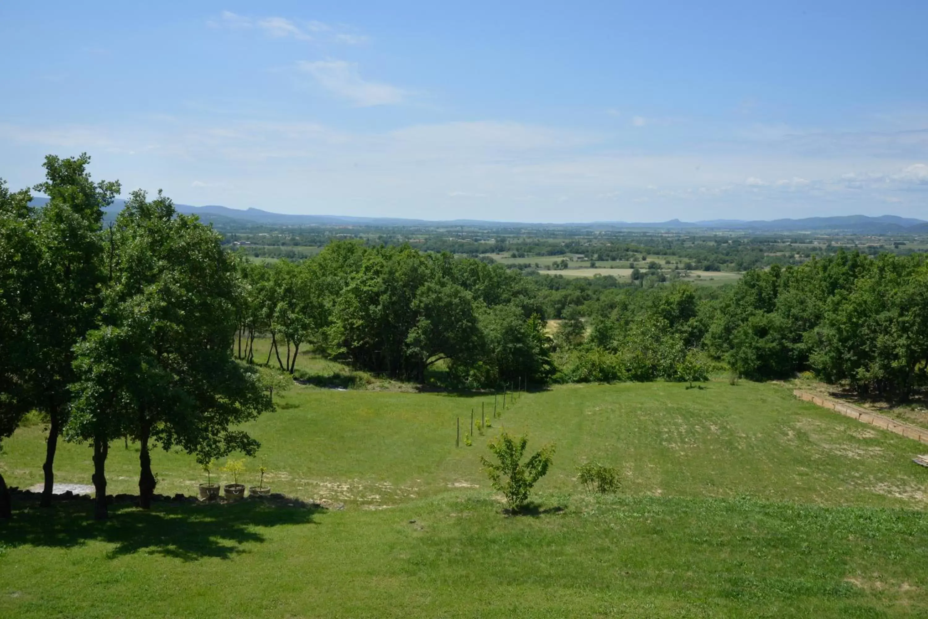 Garden view in Hotel Le Mas de Rivet