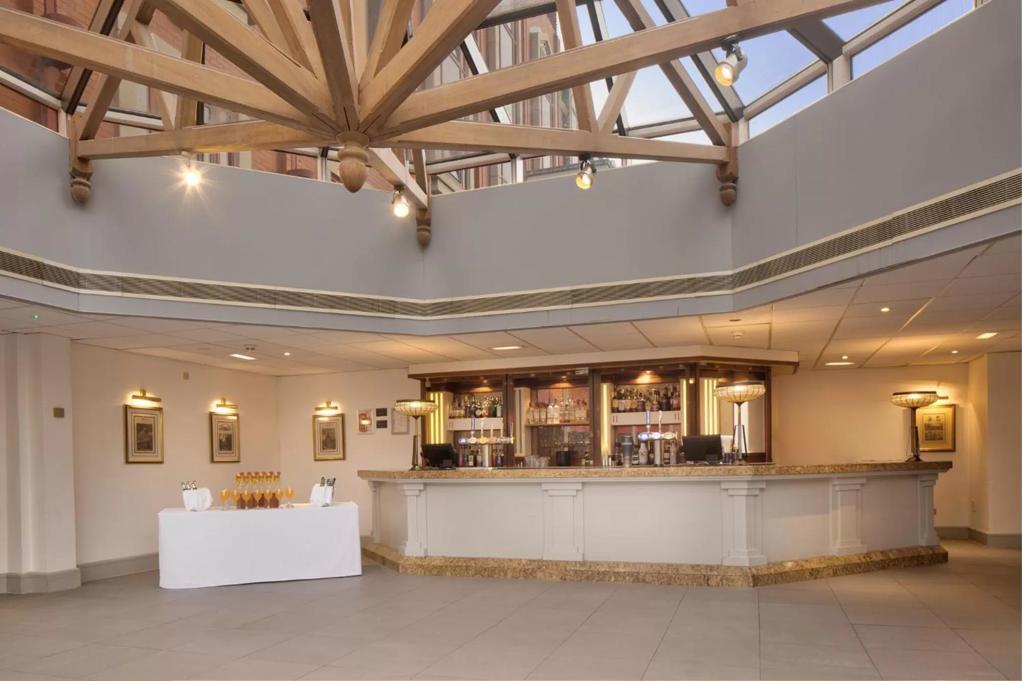 Lobby or reception in Holiday Inn Bolton Centre by IHG