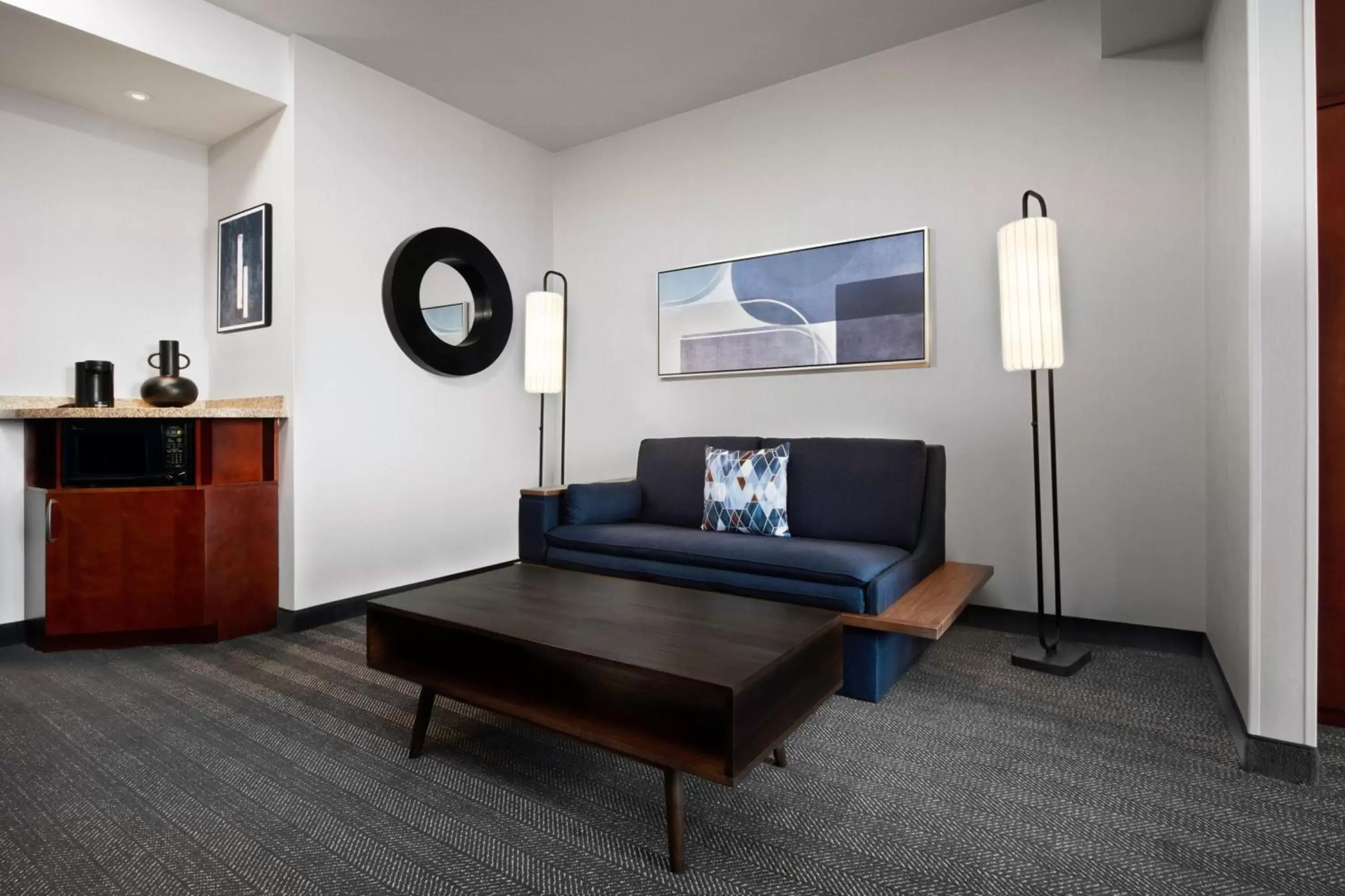 Living room, Seating Area in Courtyard Kansas City at Briarcliff