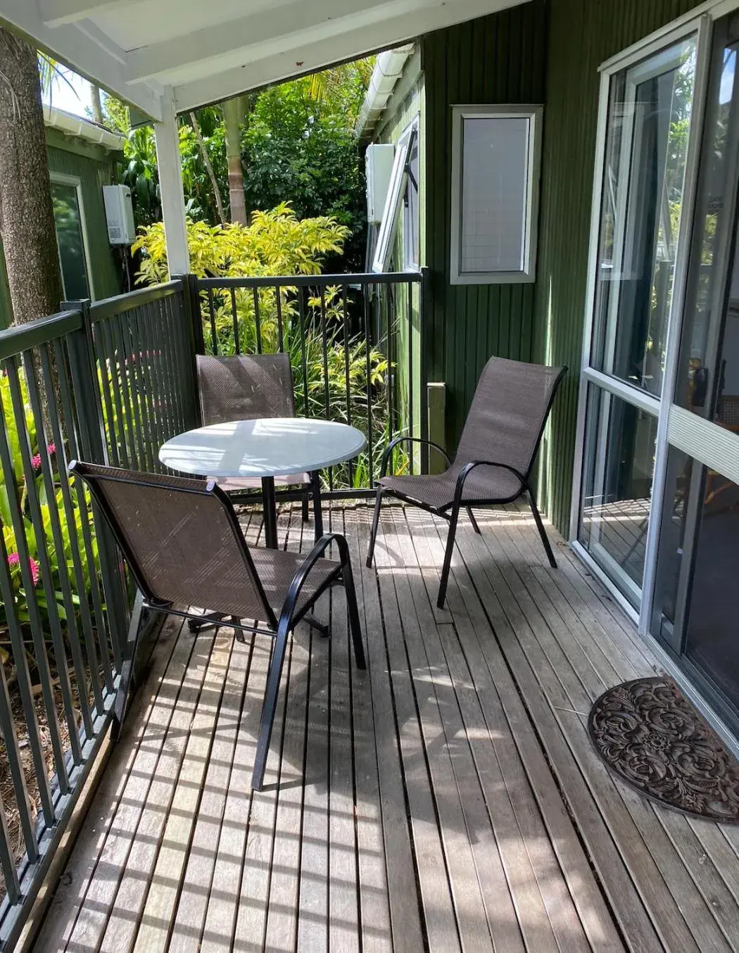 Balcony/Terrace in Colonial House Motel