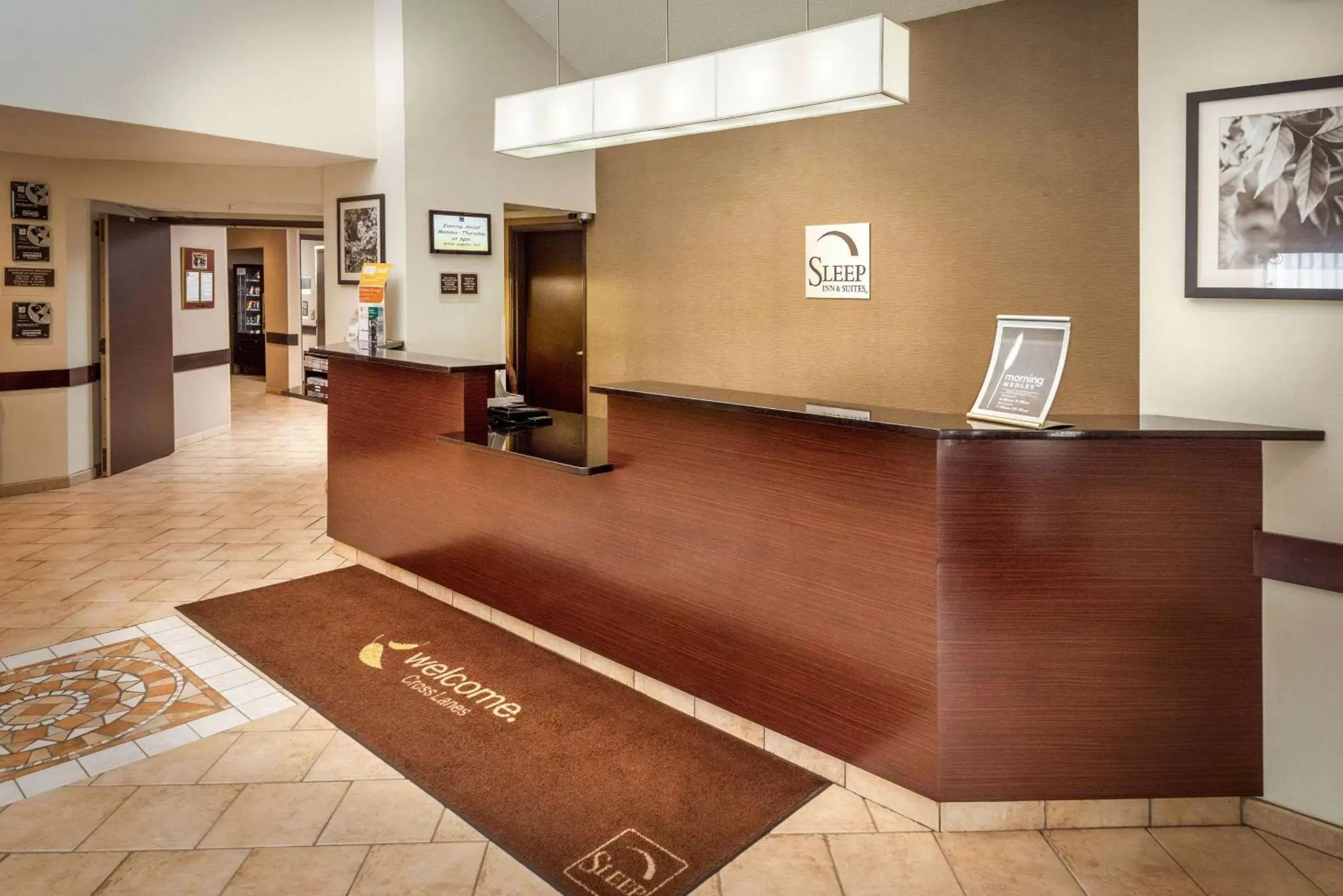 Lobby or reception, Lobby/Reception in Sleep Inn & Suites Cross Lanes - South Charleston