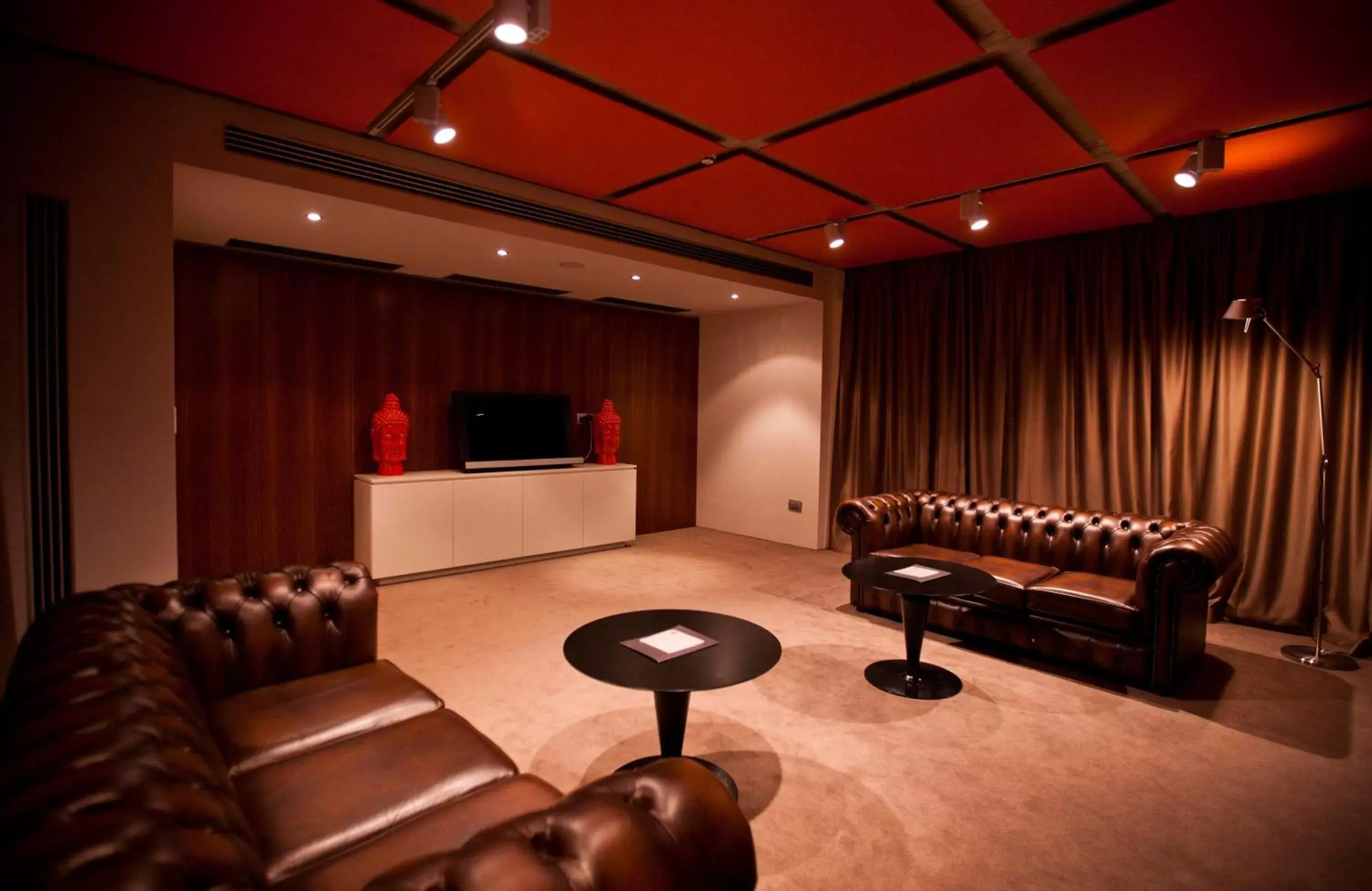 Lounge or bar in Graffit Gallery Design Hotel Lounge or bar in Graffit Gallery Design Hotel