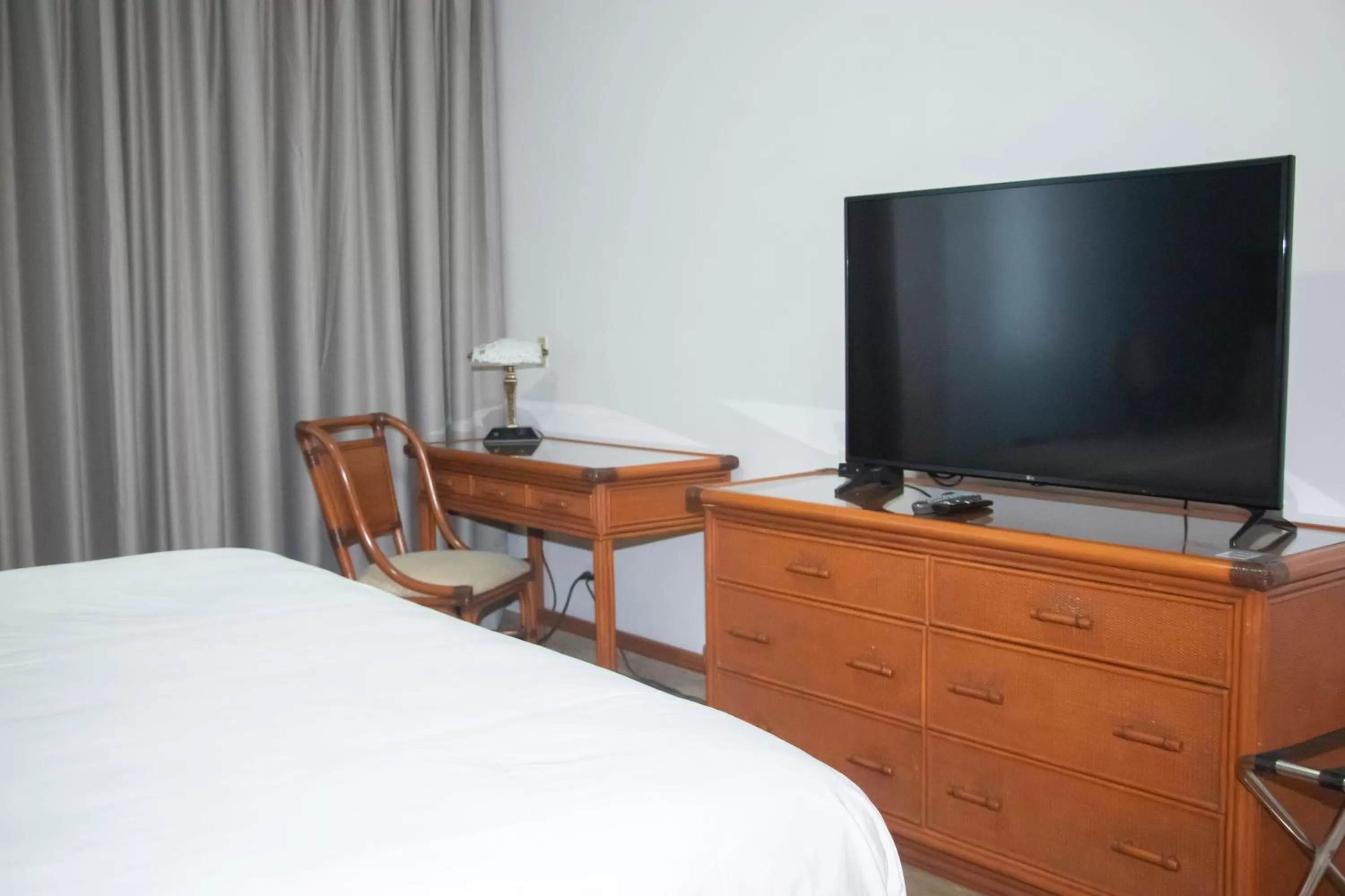 Photo of the whole room, Bed in Radisson Colon 2,000 Hotel & Casino