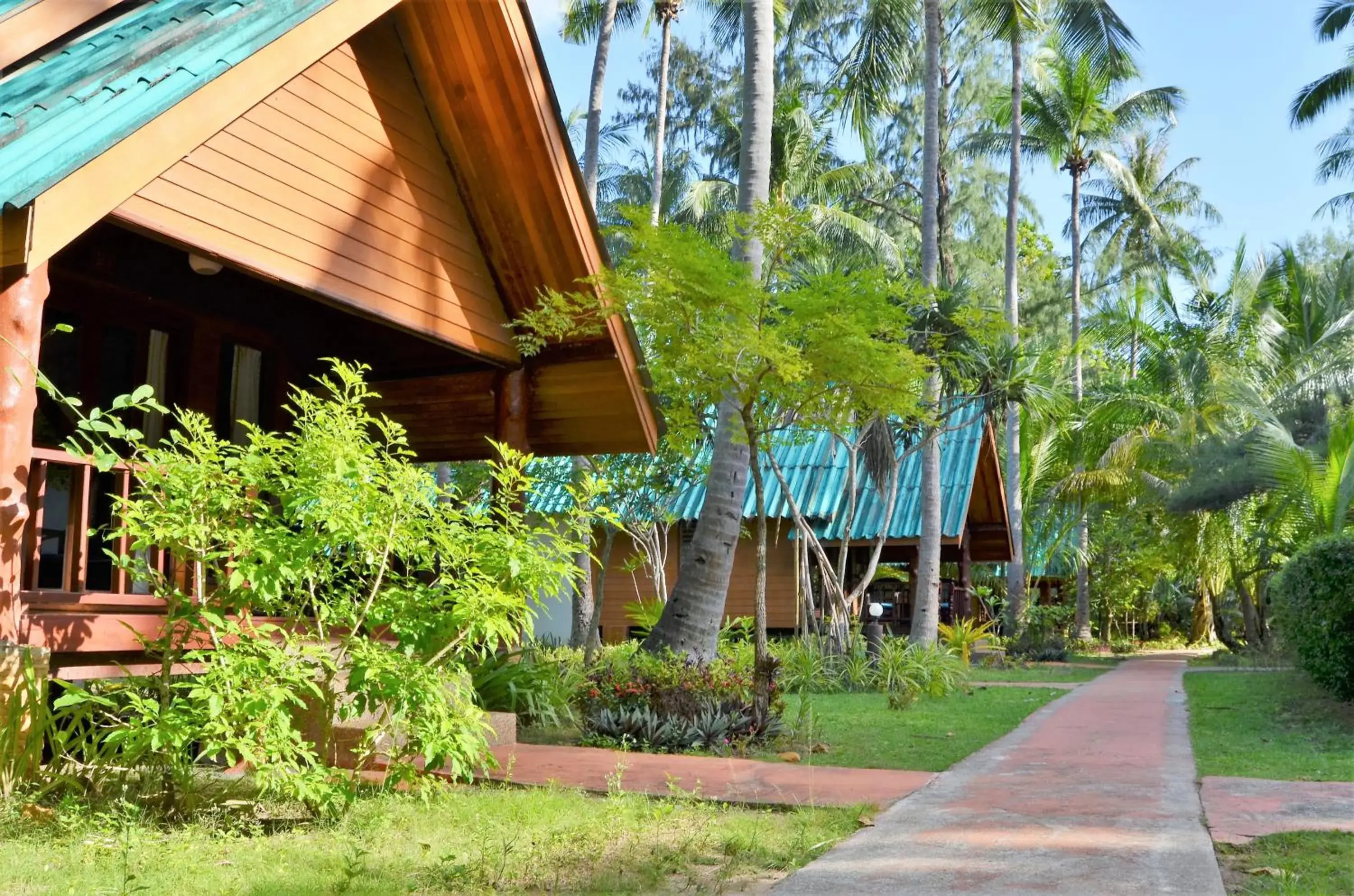 Garden view, Property Building in Sayang Beach Resort Koh Lanta