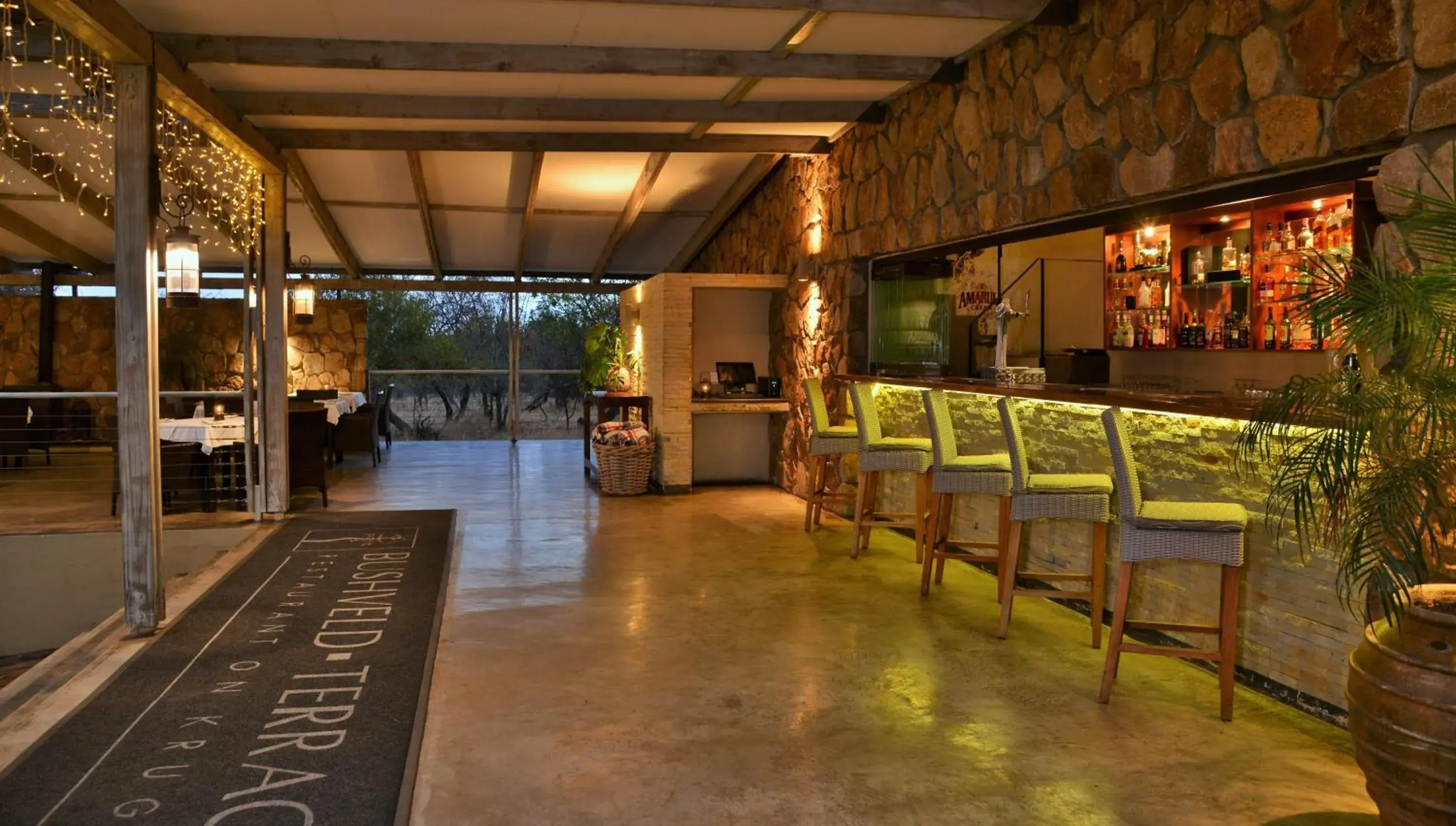 Lounge or bar in Bushveld Terrace - Hotel on Kruger