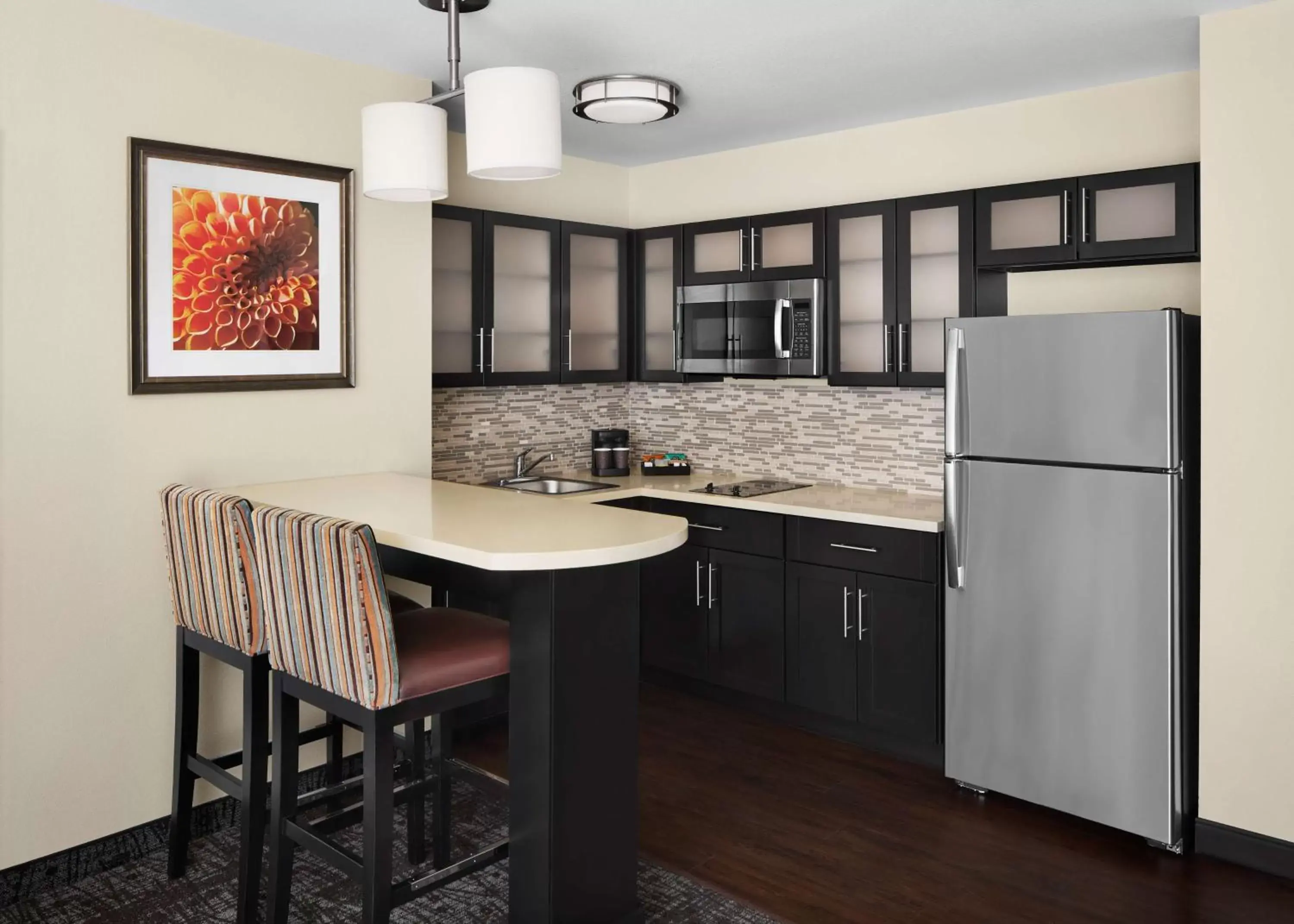 Kitchen or kitchenette, Kitchen/Kitchenette in Homewood Suites by Hilton Cathedral City Palm Springs