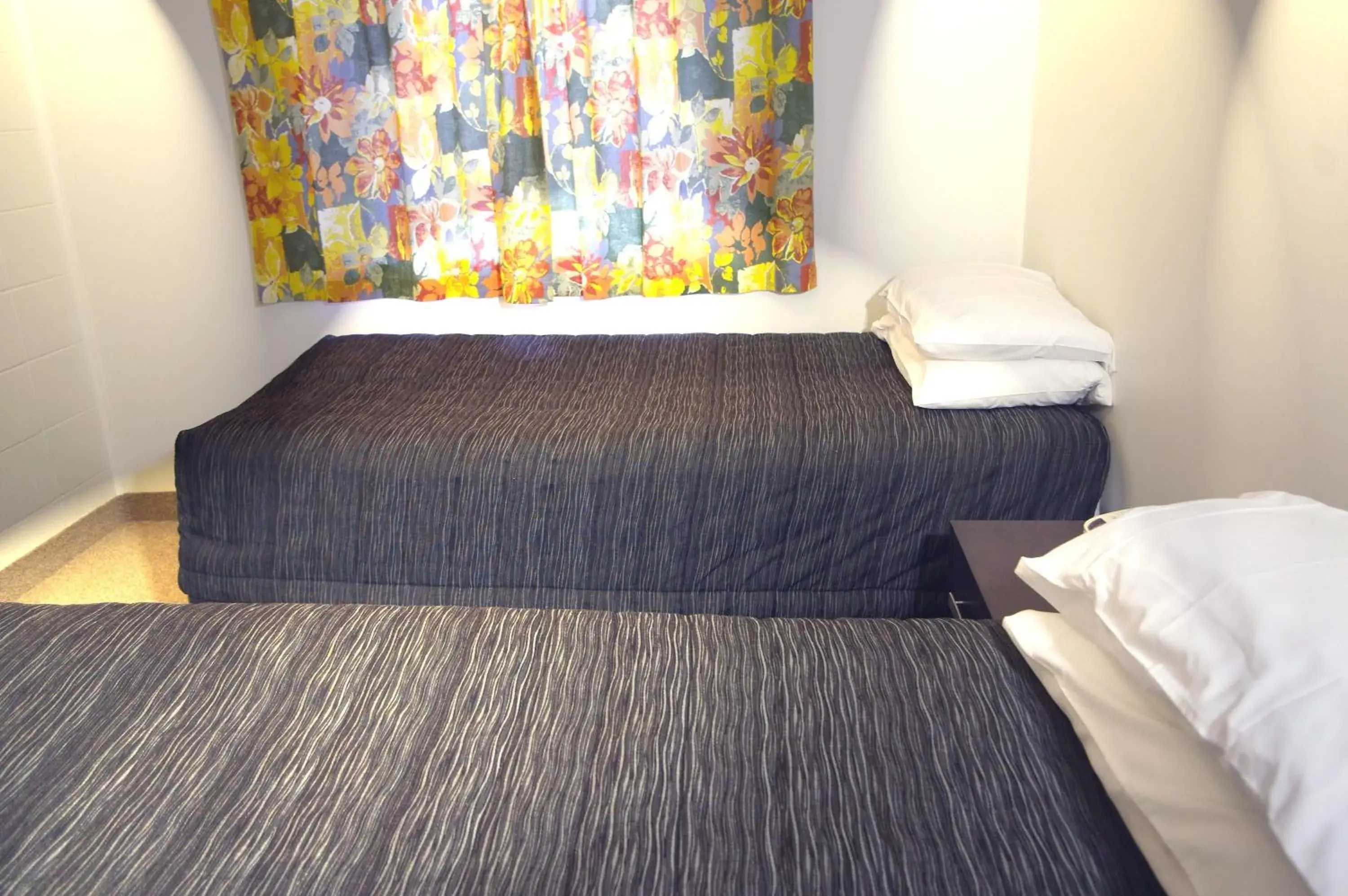 Other, Bed in Tudor Motor Lodge