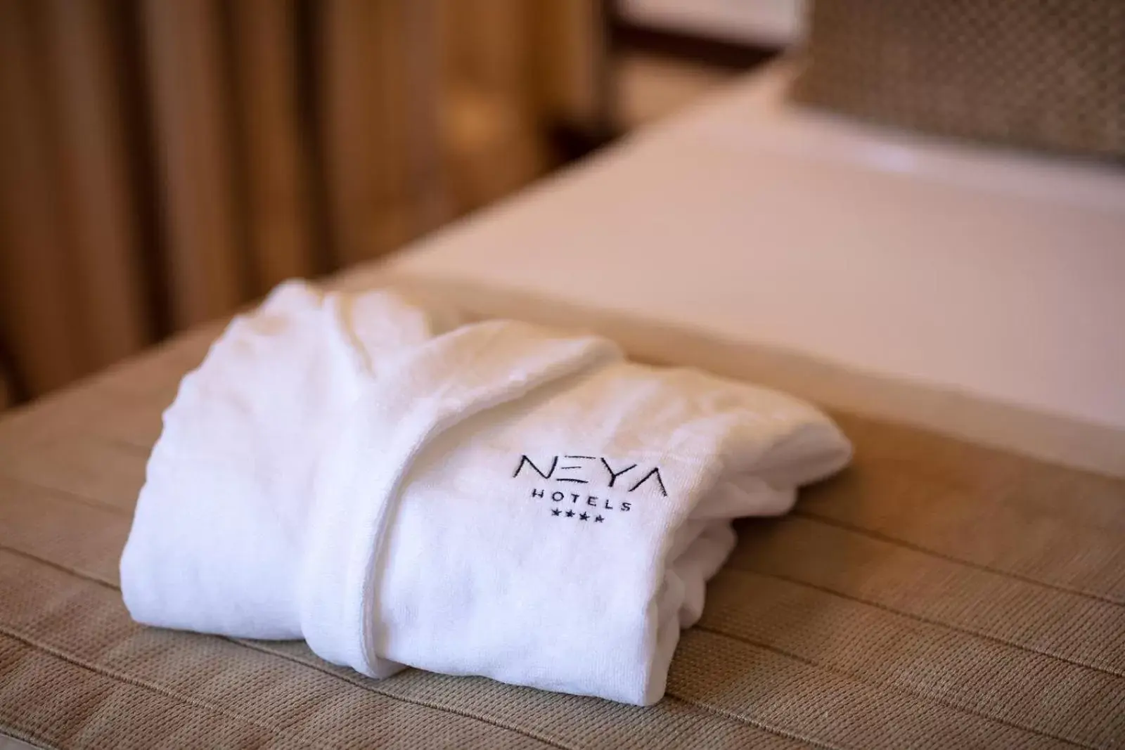 Bed in NEYA Lisboa Hotel