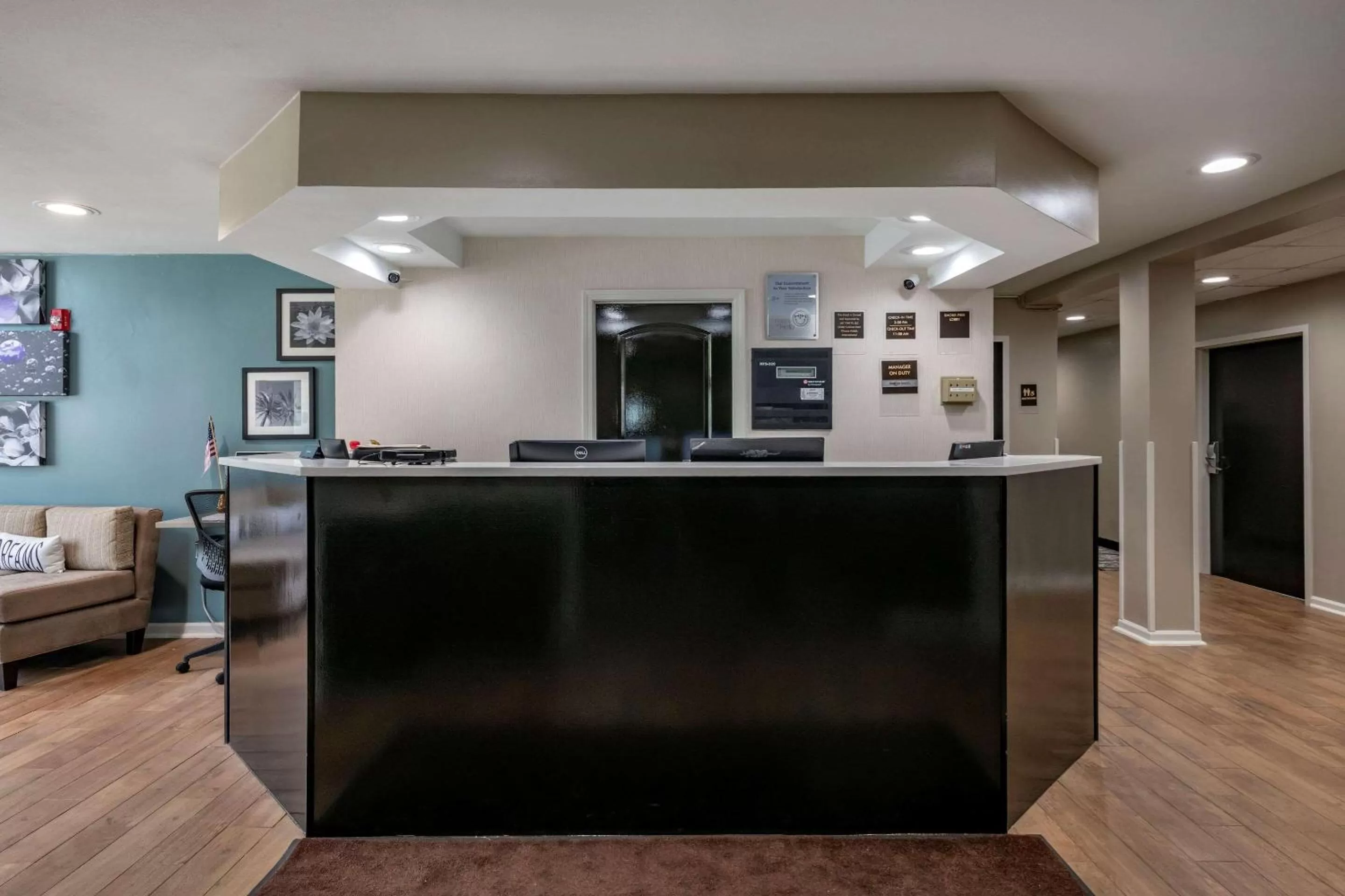 Lobby or reception in Sleep Inn Jacksonville Airport