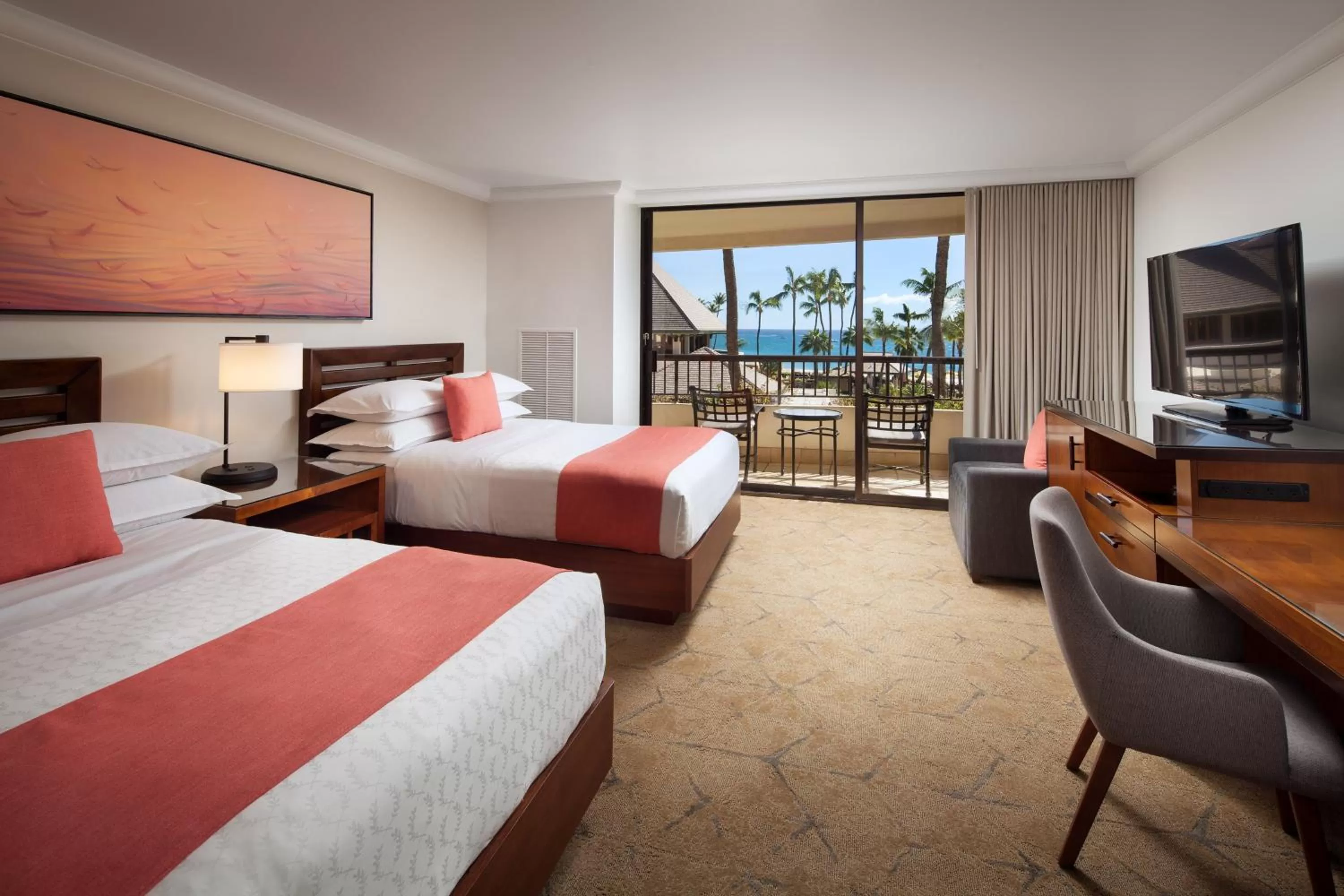 Photo of the whole room, Bed in Sheraton Maui Resort & Spa