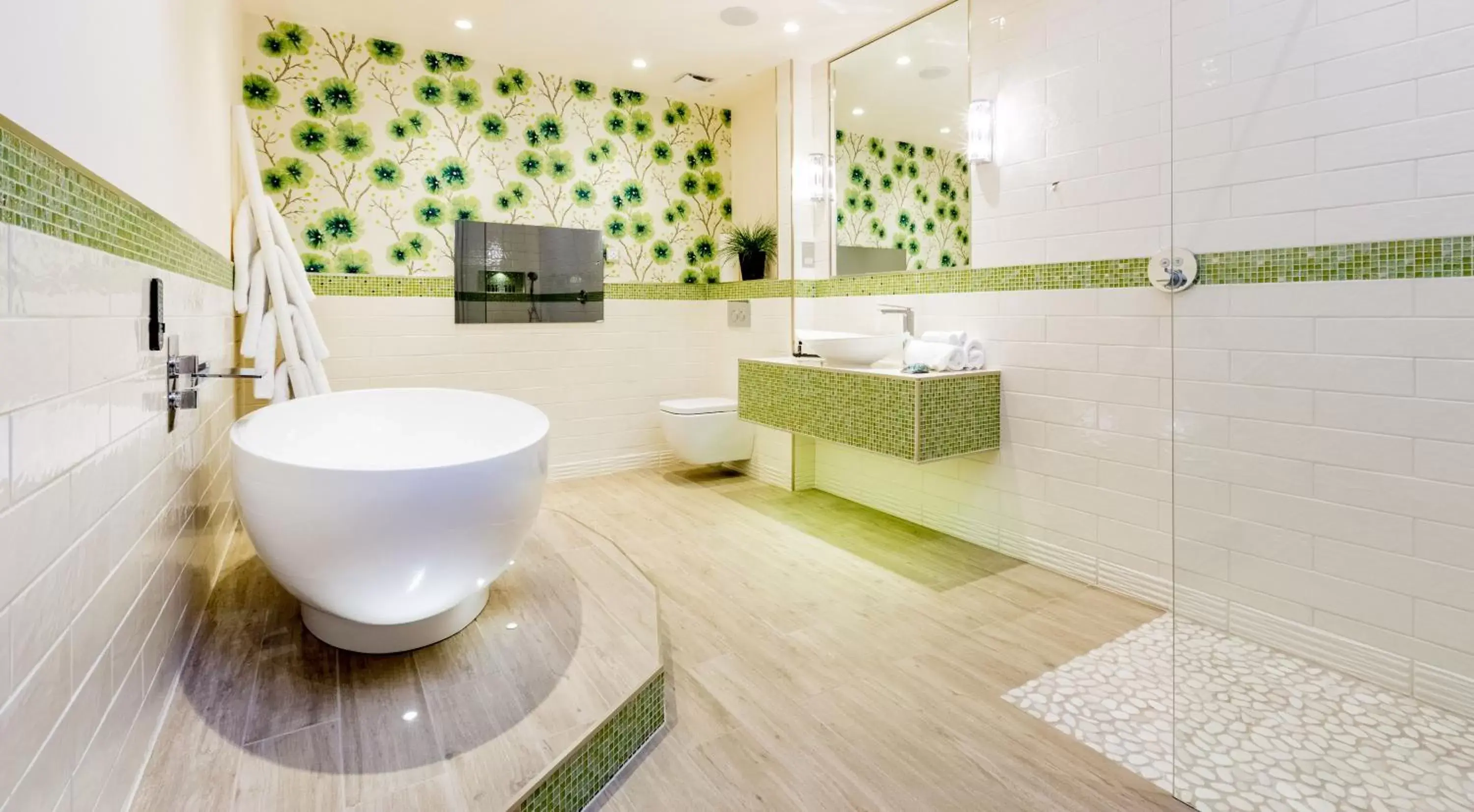 Bathroom in Applegarth Villa Hotel & Restaurant (Adult Only)