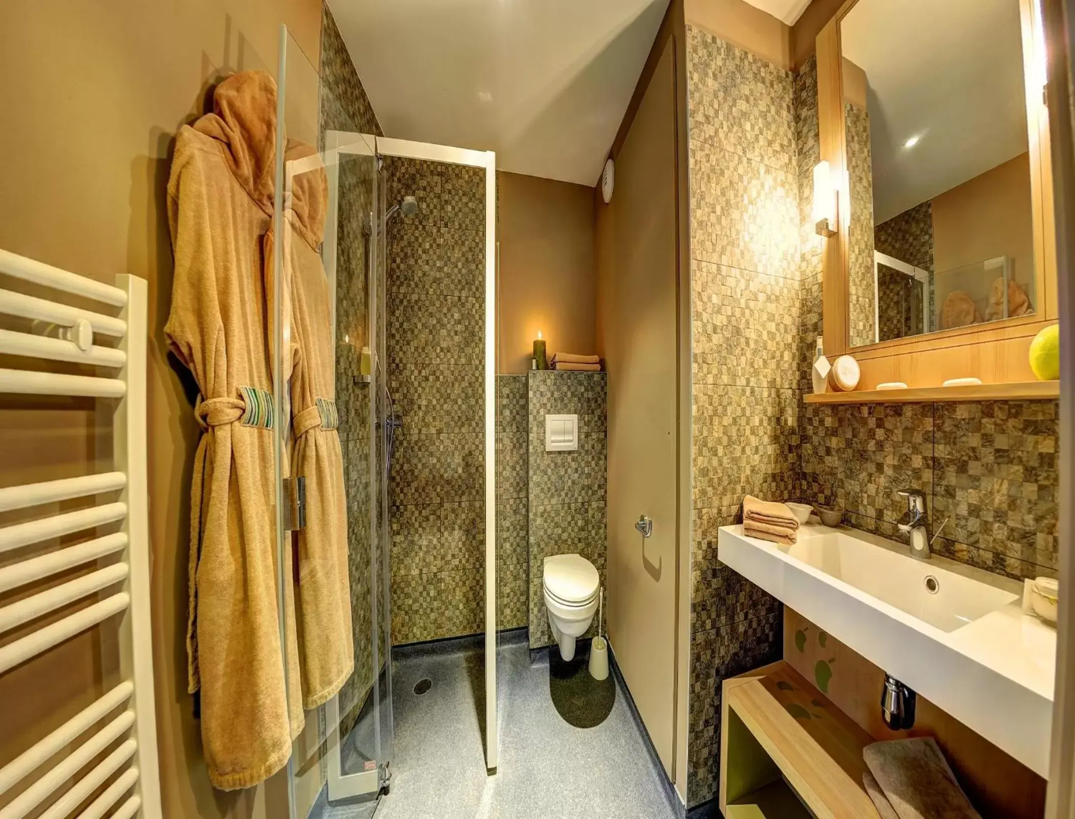 Shower, Bathroom in B’O Resort & Spa