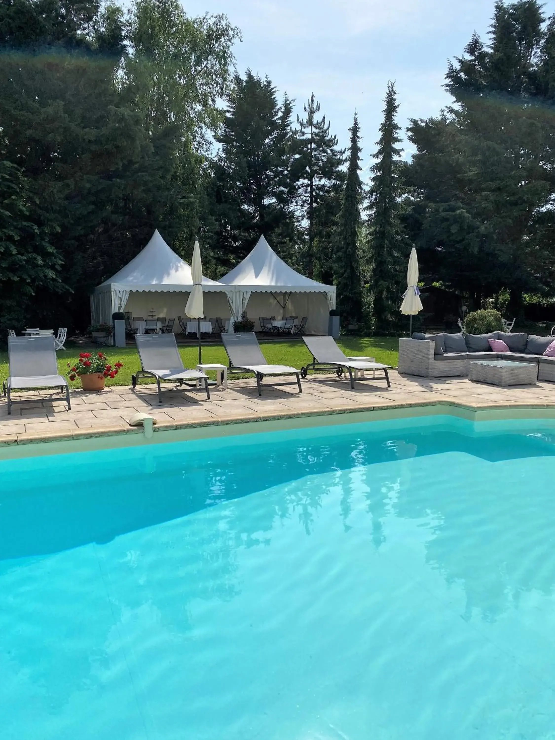 Garden, Swimming Pool in Les Jardins D'Adalric