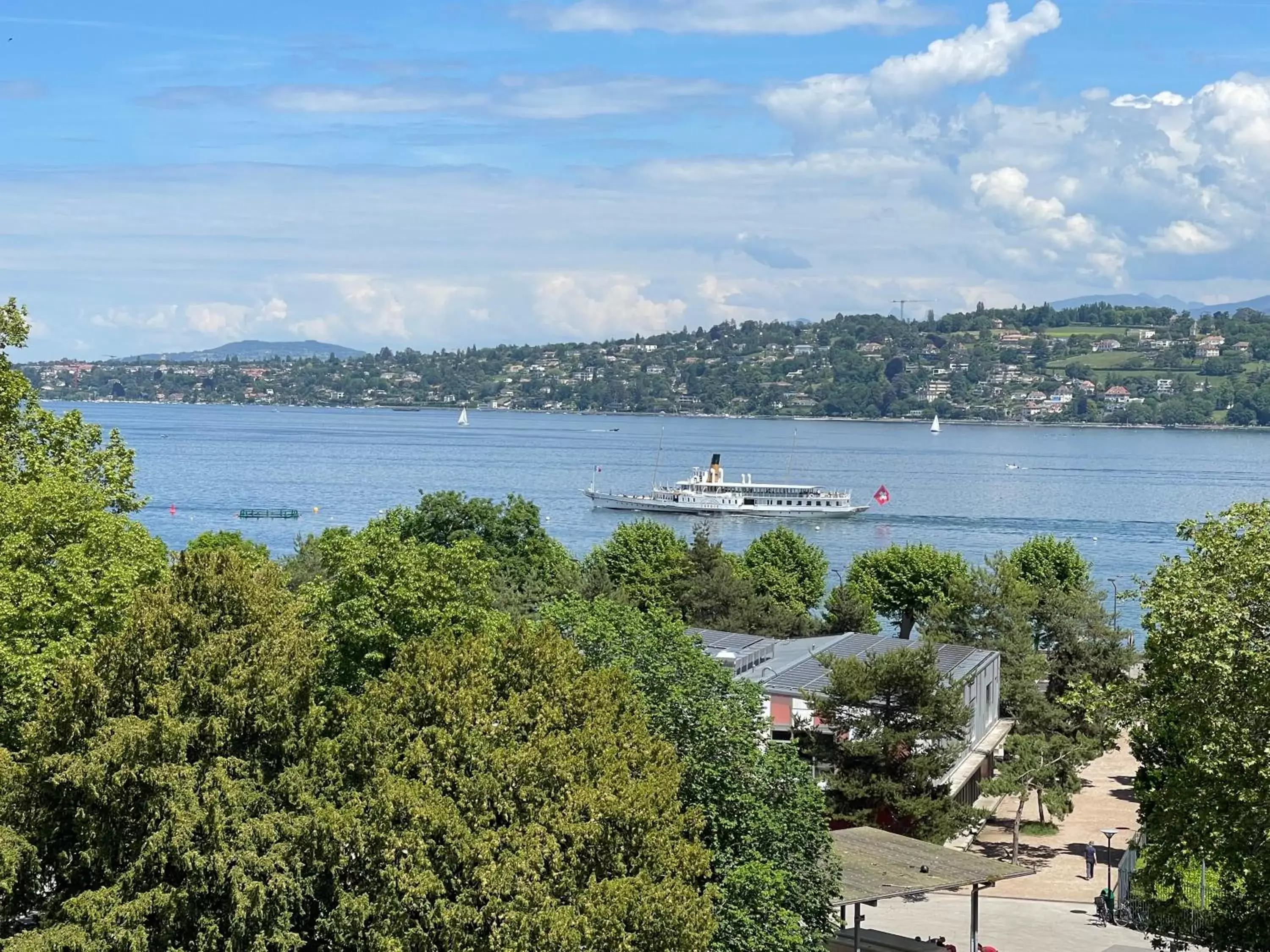 Natural landscape, River View in Geneva Hostel