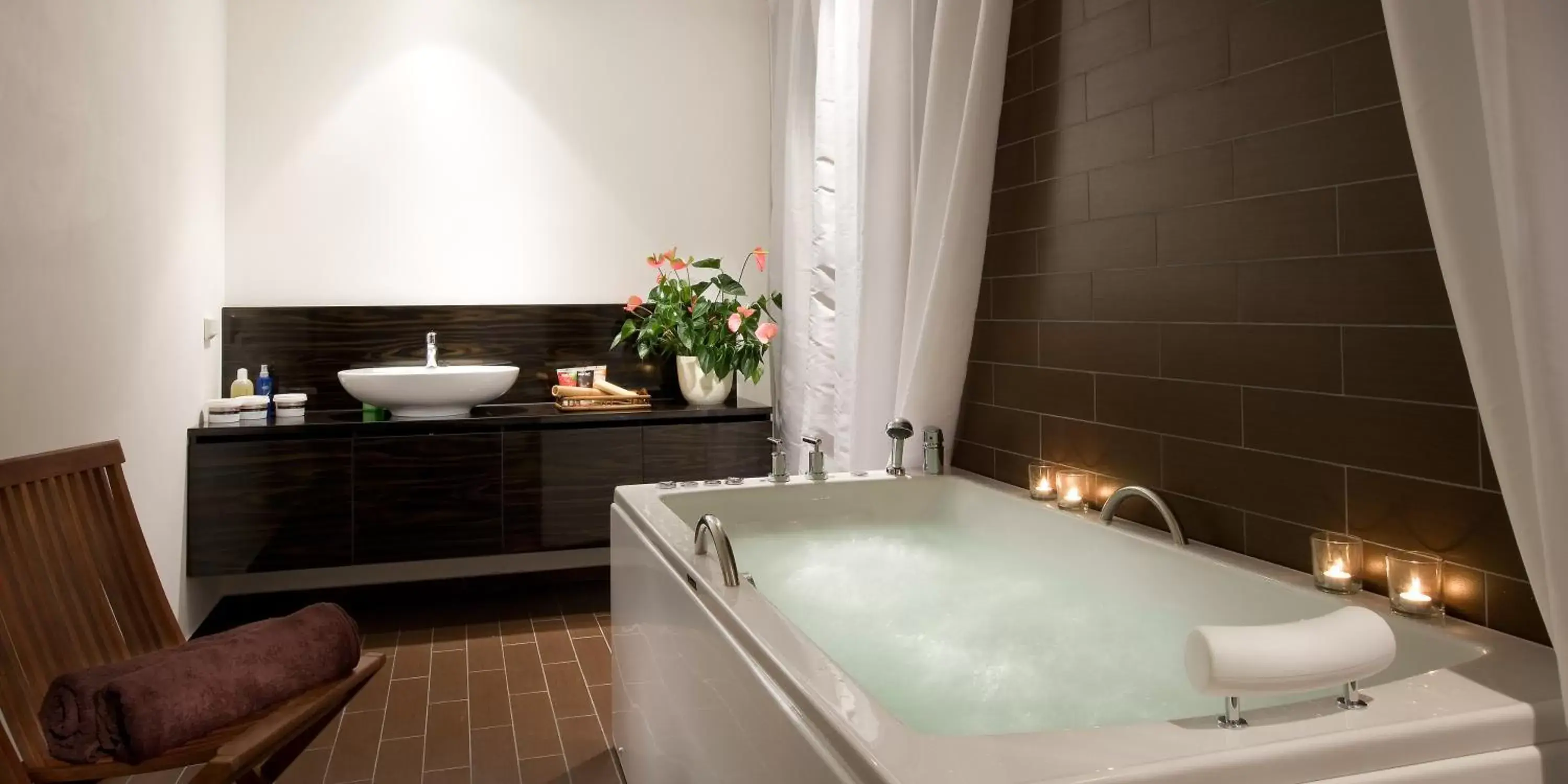Spa and wellness centre/facilities, Bathroom in Park Inn by Radisson Meriton Conference & Spa Hotel Tallinn