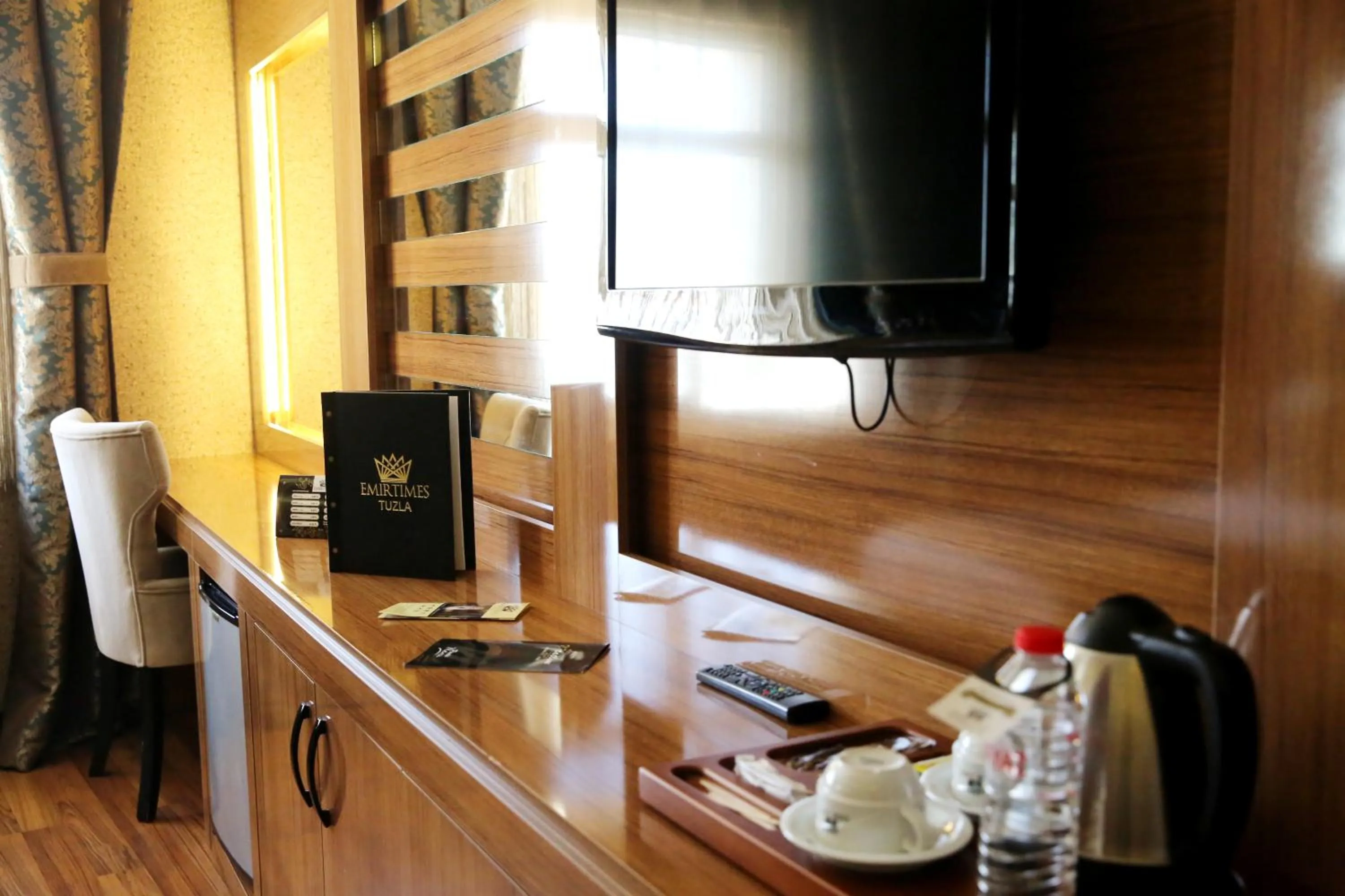 TV and multimedia in Emirtimes Hotel&Spa - Tuzla