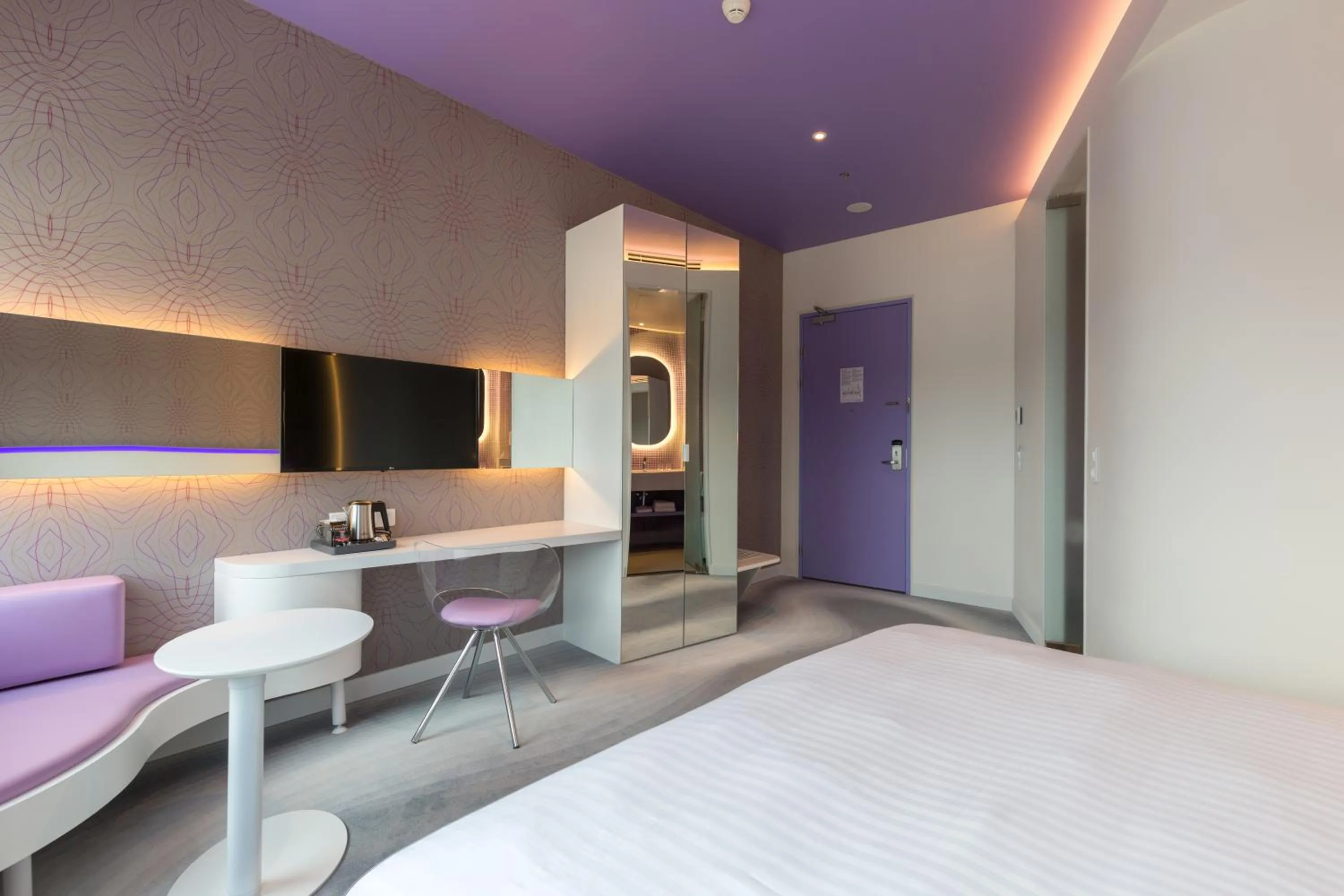 Bed in Park Inn by Radisson Amsterdam City West