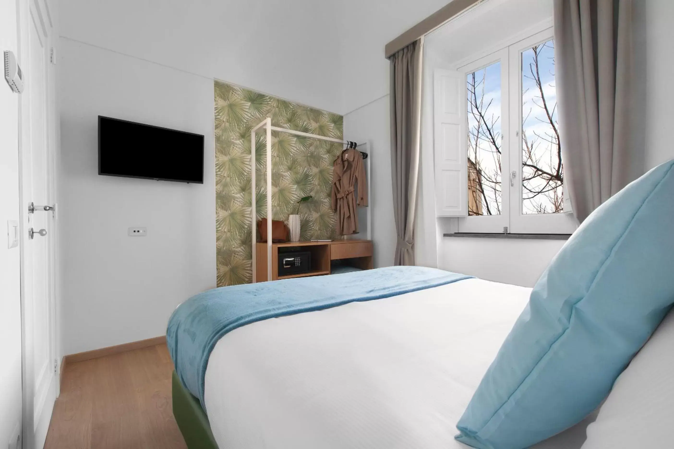 Bedroom, Bed in Unconventional Sorrento Coast
