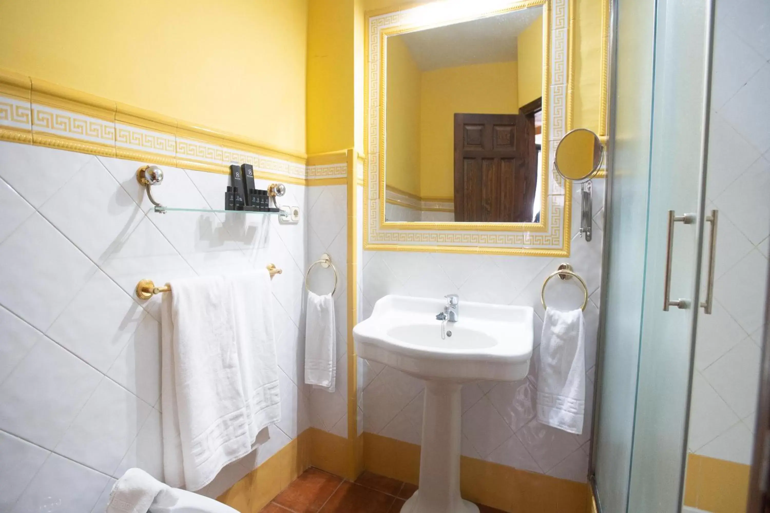 Bathroom in Hotel Soho Boutique Palacio San Gabriel