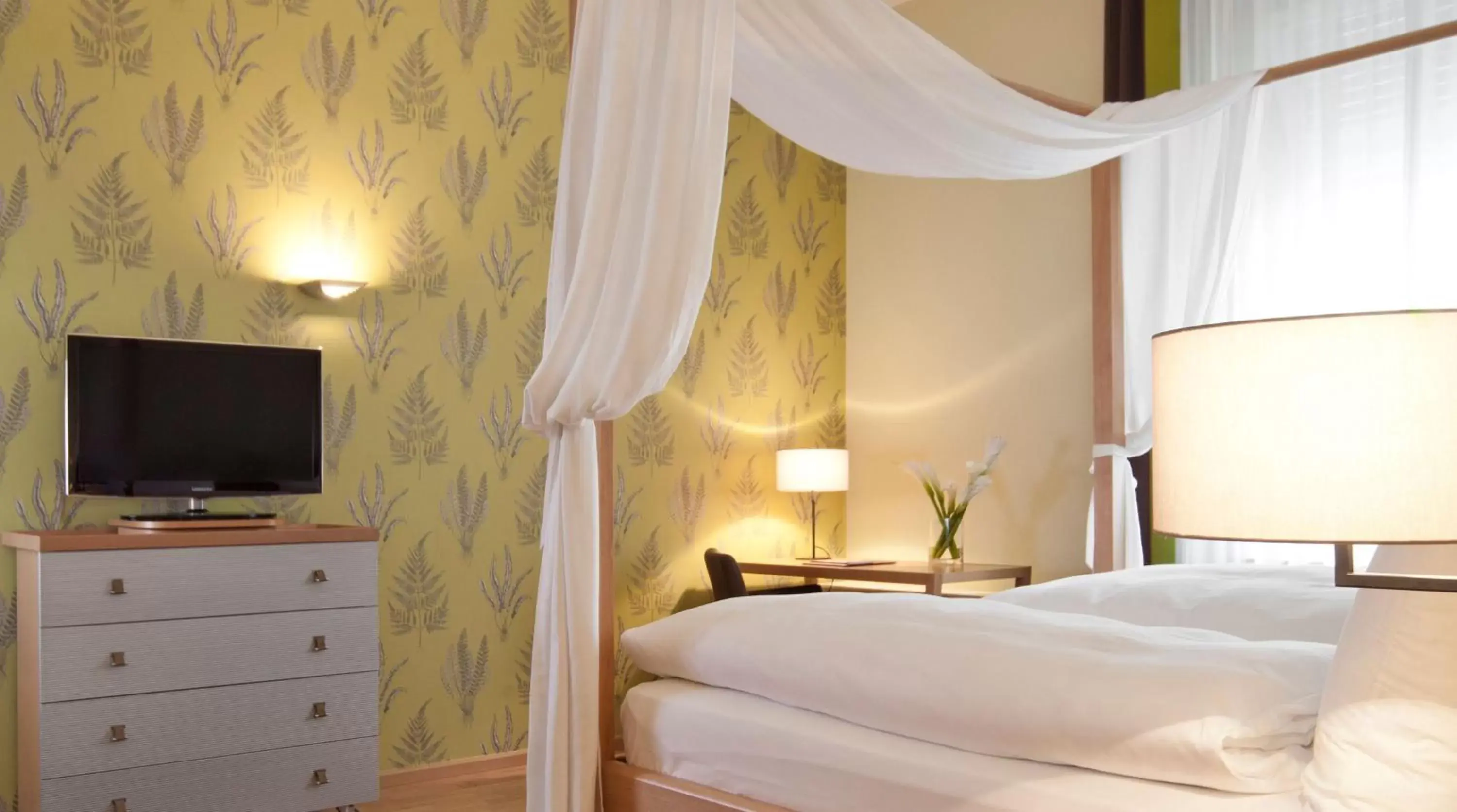 Bed in BIO-Hotel Villa Orange