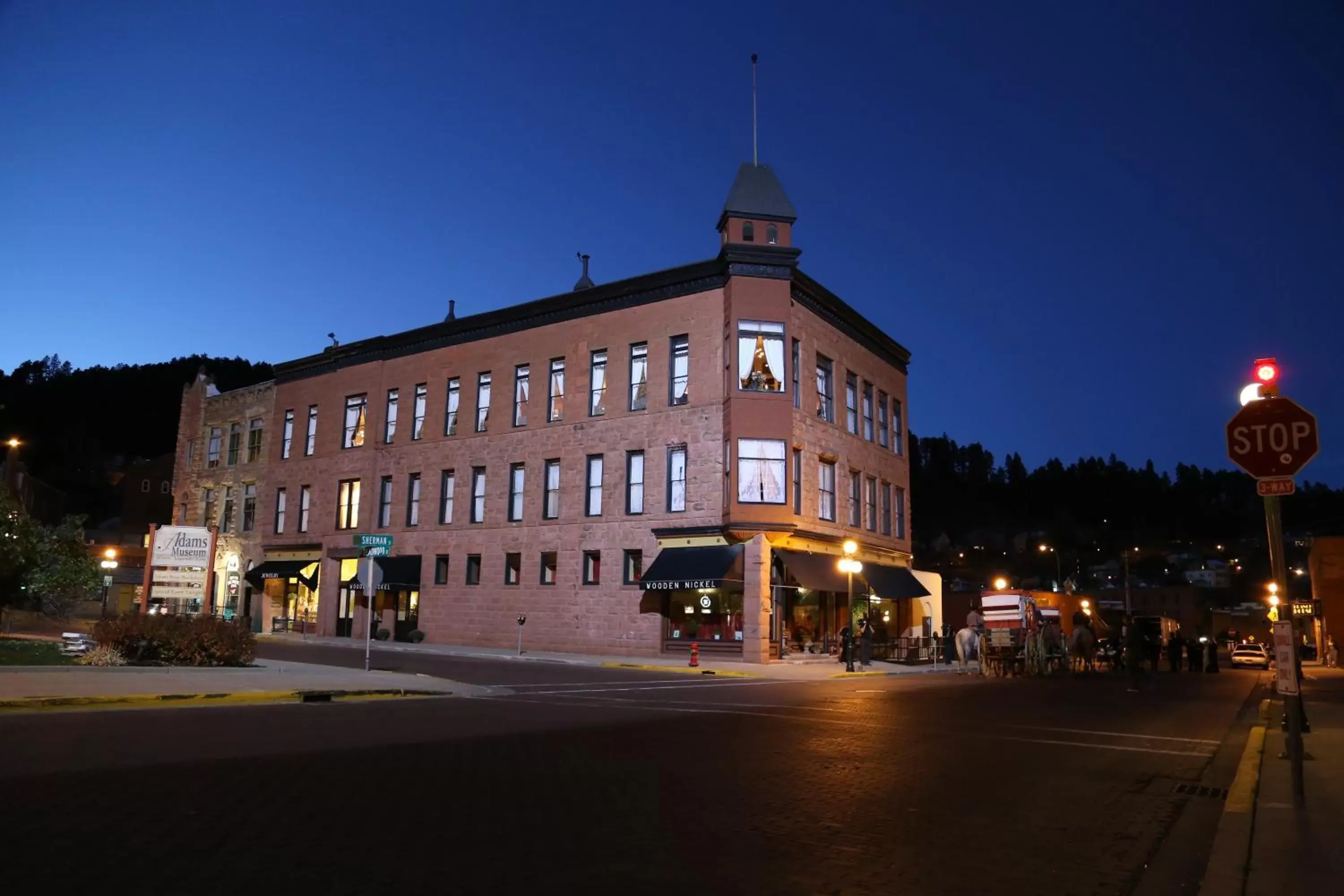 Facade/entrance, Property Building in Martin & Mason Hotel