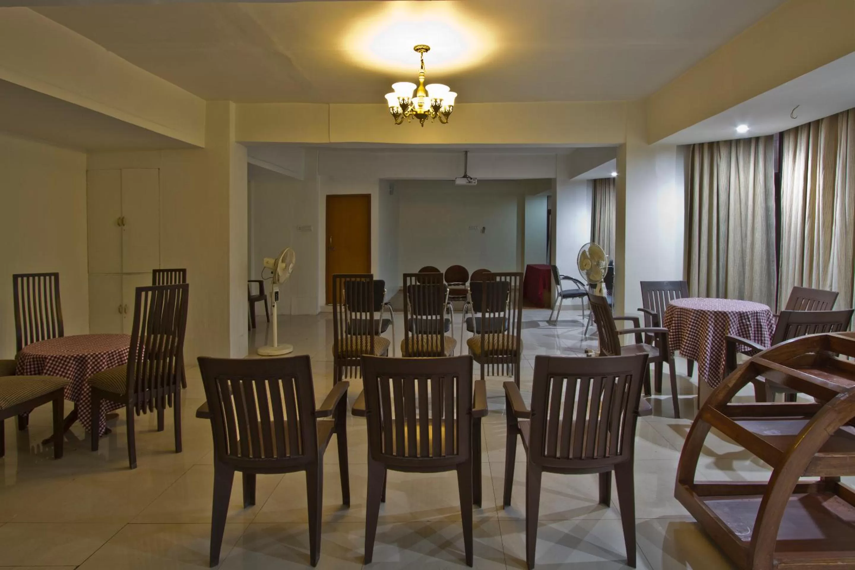 Meeting/conference room in Hotel Broadways Inn