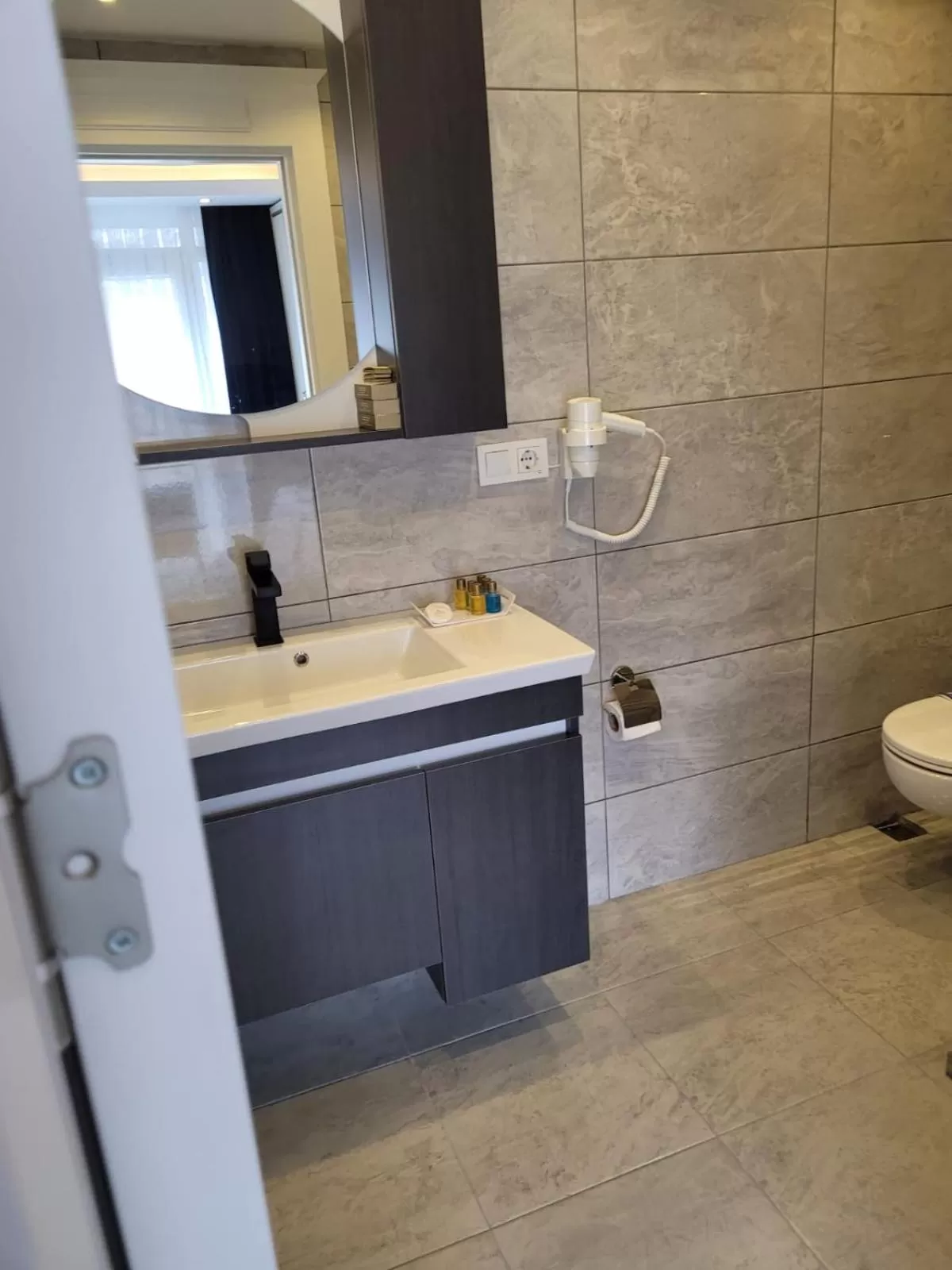 Bathroom in Mr BEYAZ HOTEL