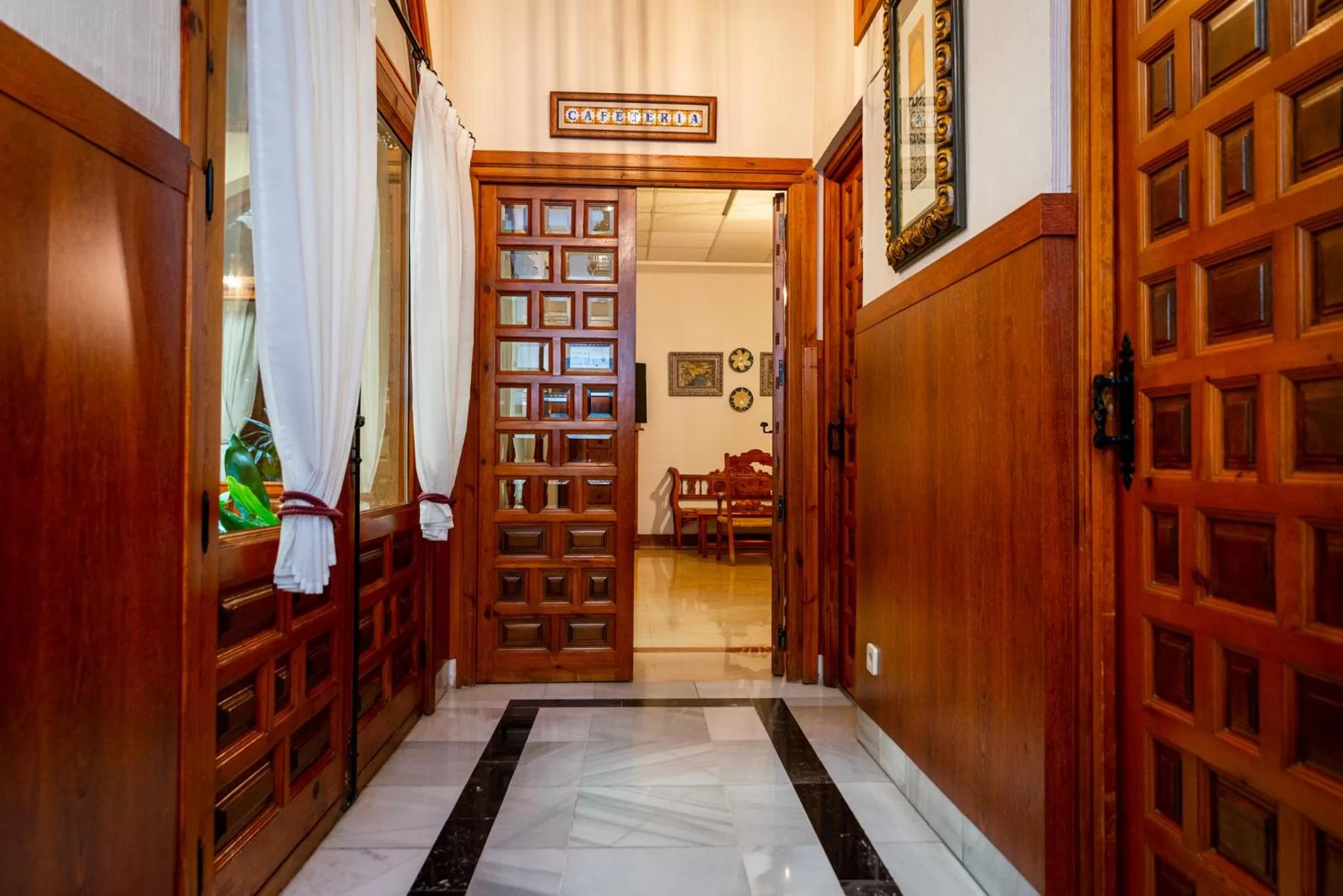 Lobby or reception in Hotel Santa Isabel