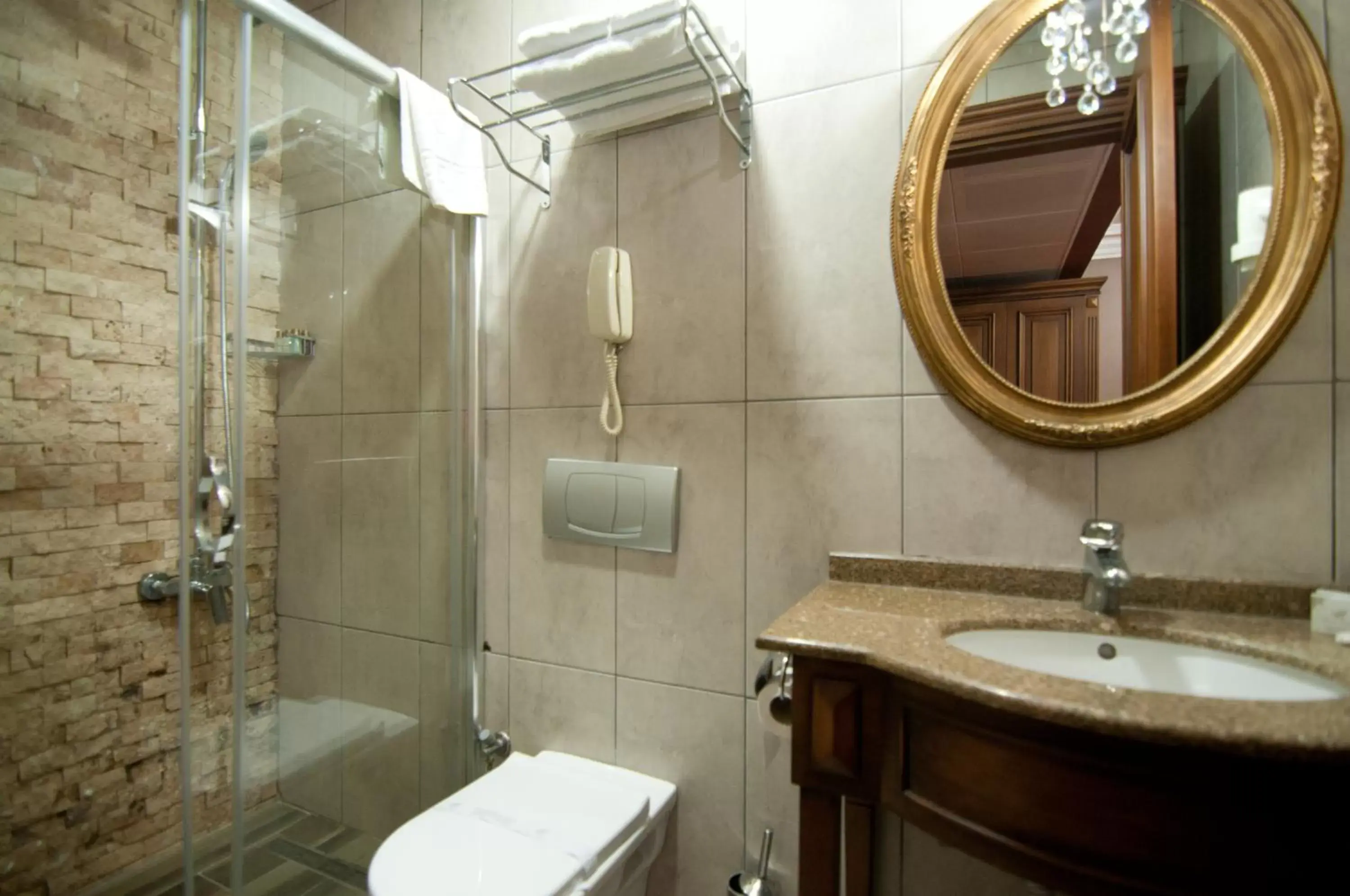 Bathroom in Ferman Hotel Old City -Special Category