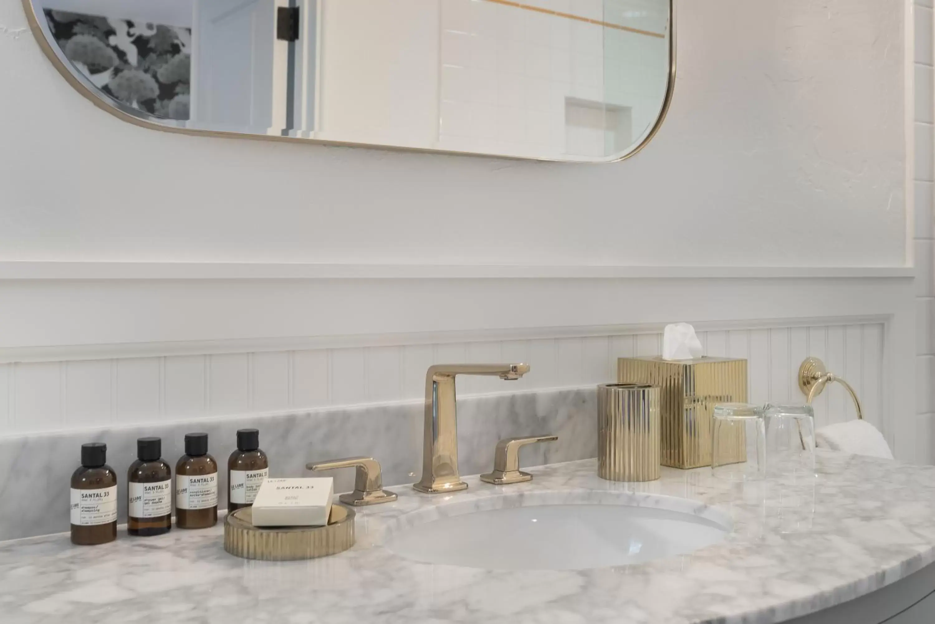 Deluxe King in The Colony Palms Hotel and Bungalows - Adults Only Deluxe King in The Colony Palms Hotel and Bungalows - Adults Only