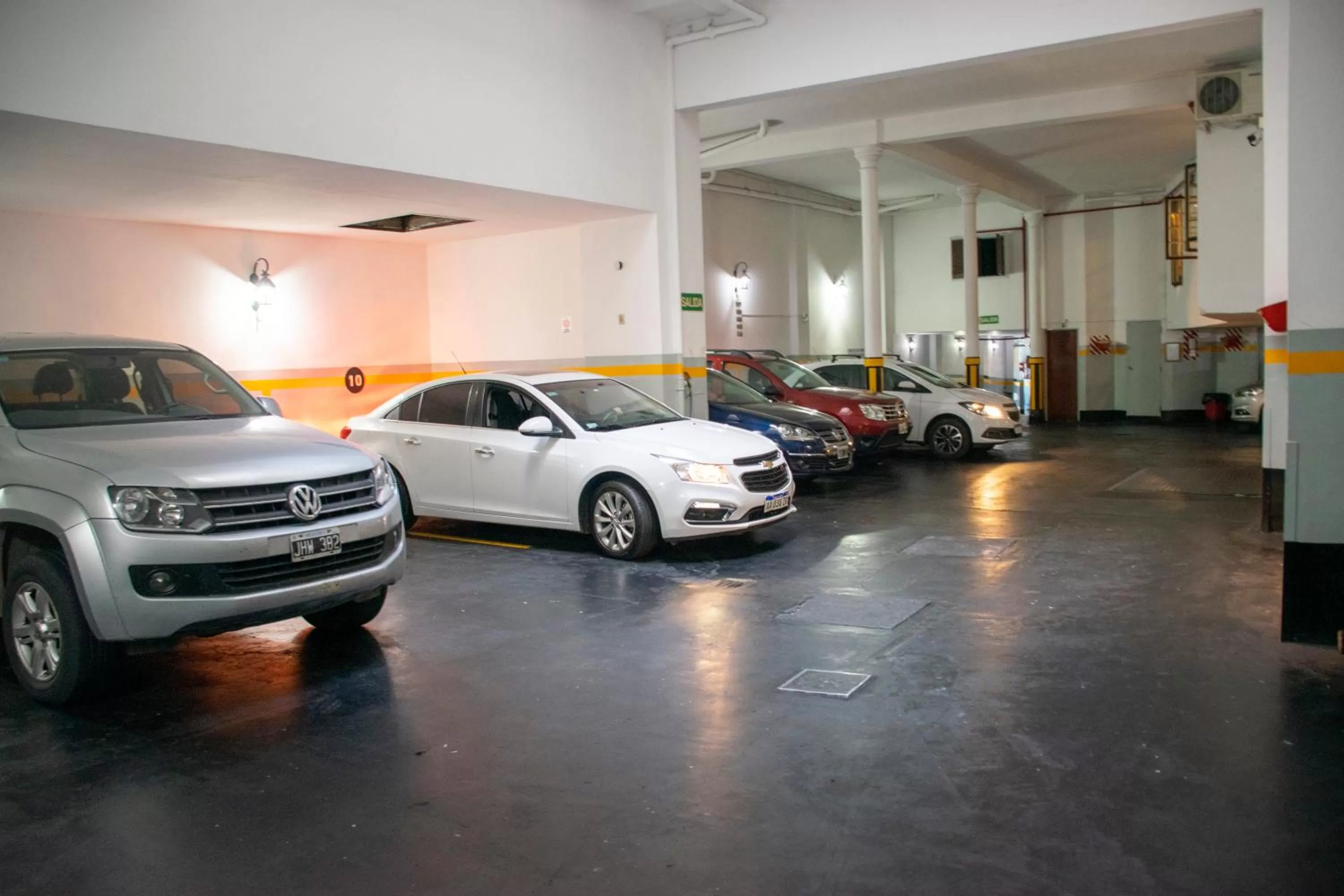 Parking in Hotel Internacional