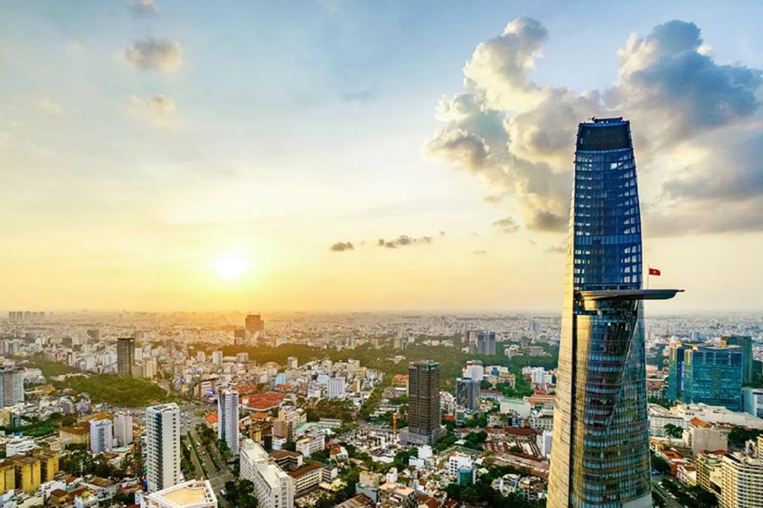 HOSTIE SAIGON [WANDERLUST Home]