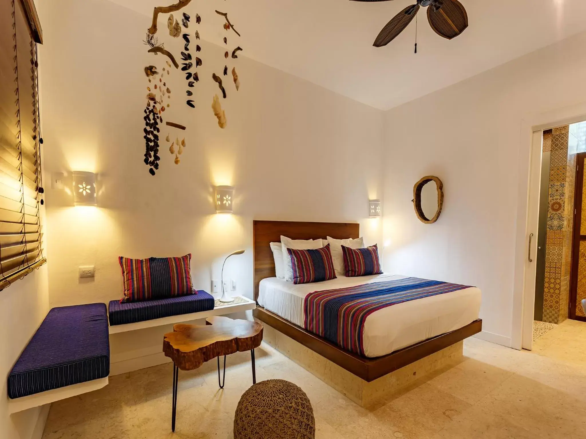 Photo of the whole room, Bed in HM Playa del Carmen